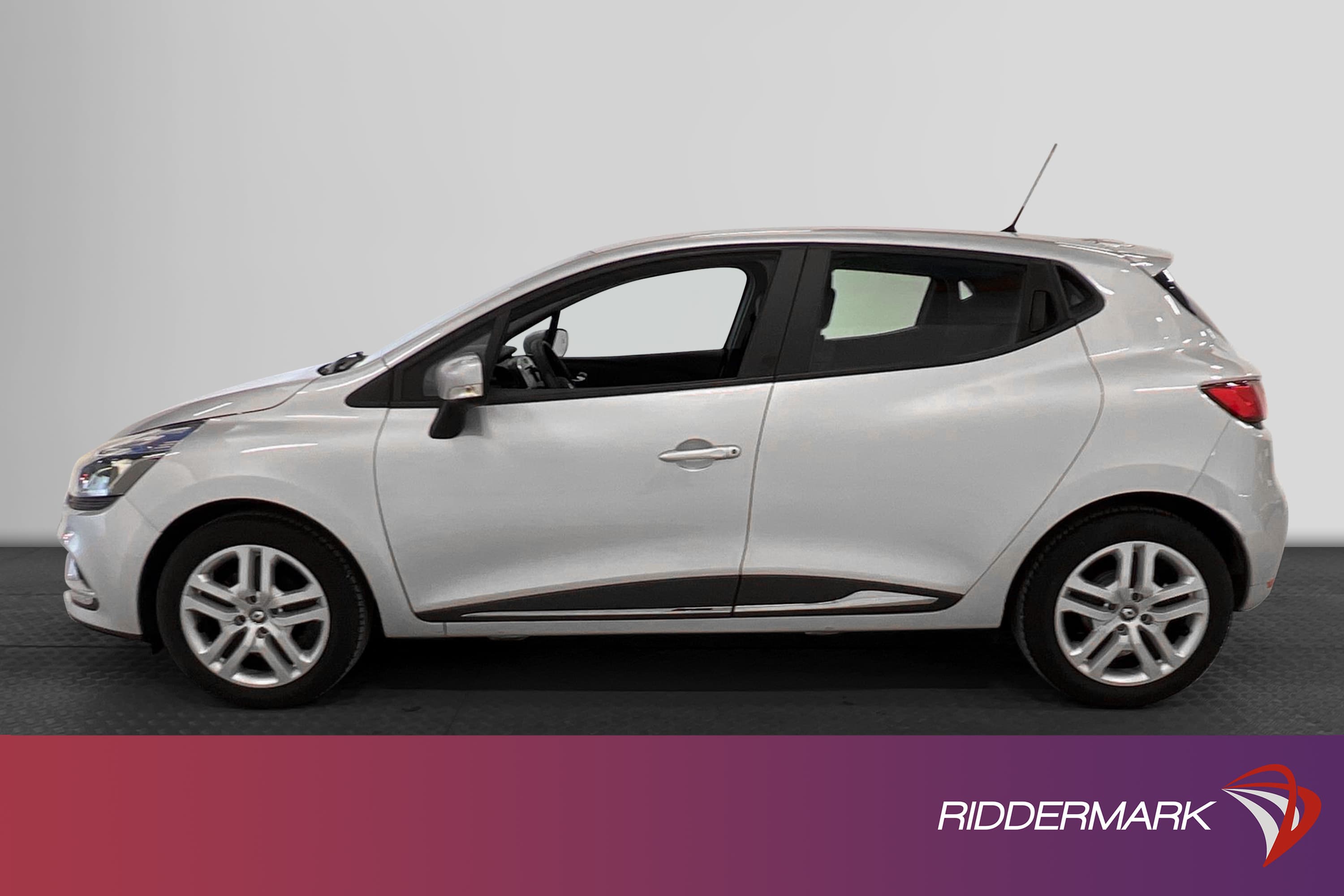 Renault  Clio 0.9 TCe 90hk Navi Låg Skatt 0,50L/mil