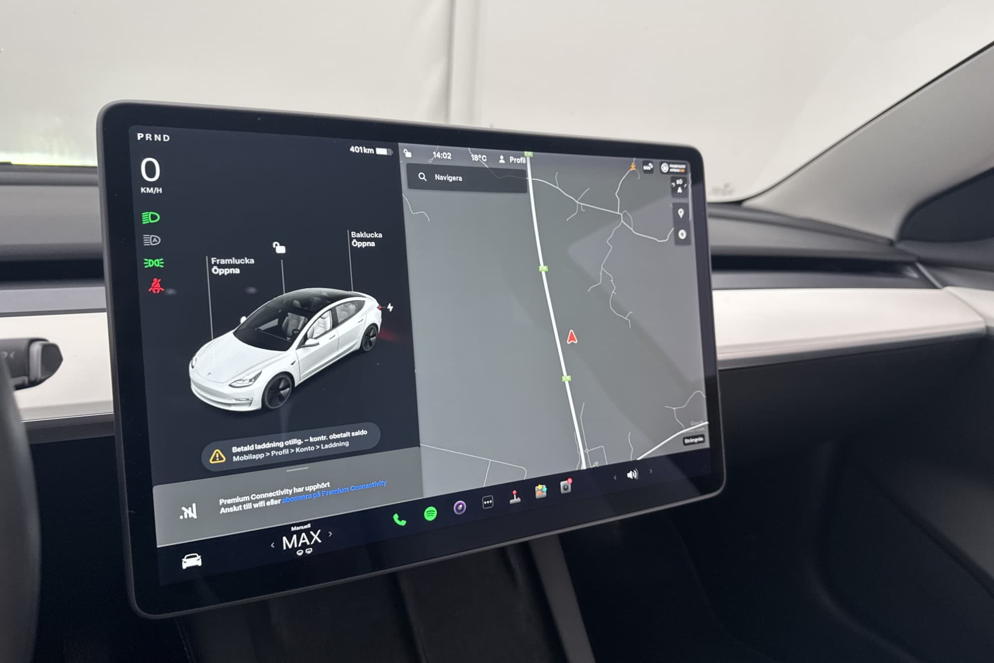 Tesla Model 3 Long Range AWD Ljus Interiör Svensksåld MOMS