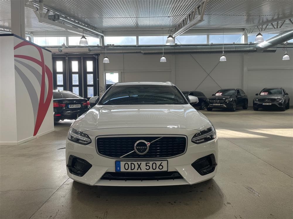Volvo V90 D3 150hk AWD R-Design