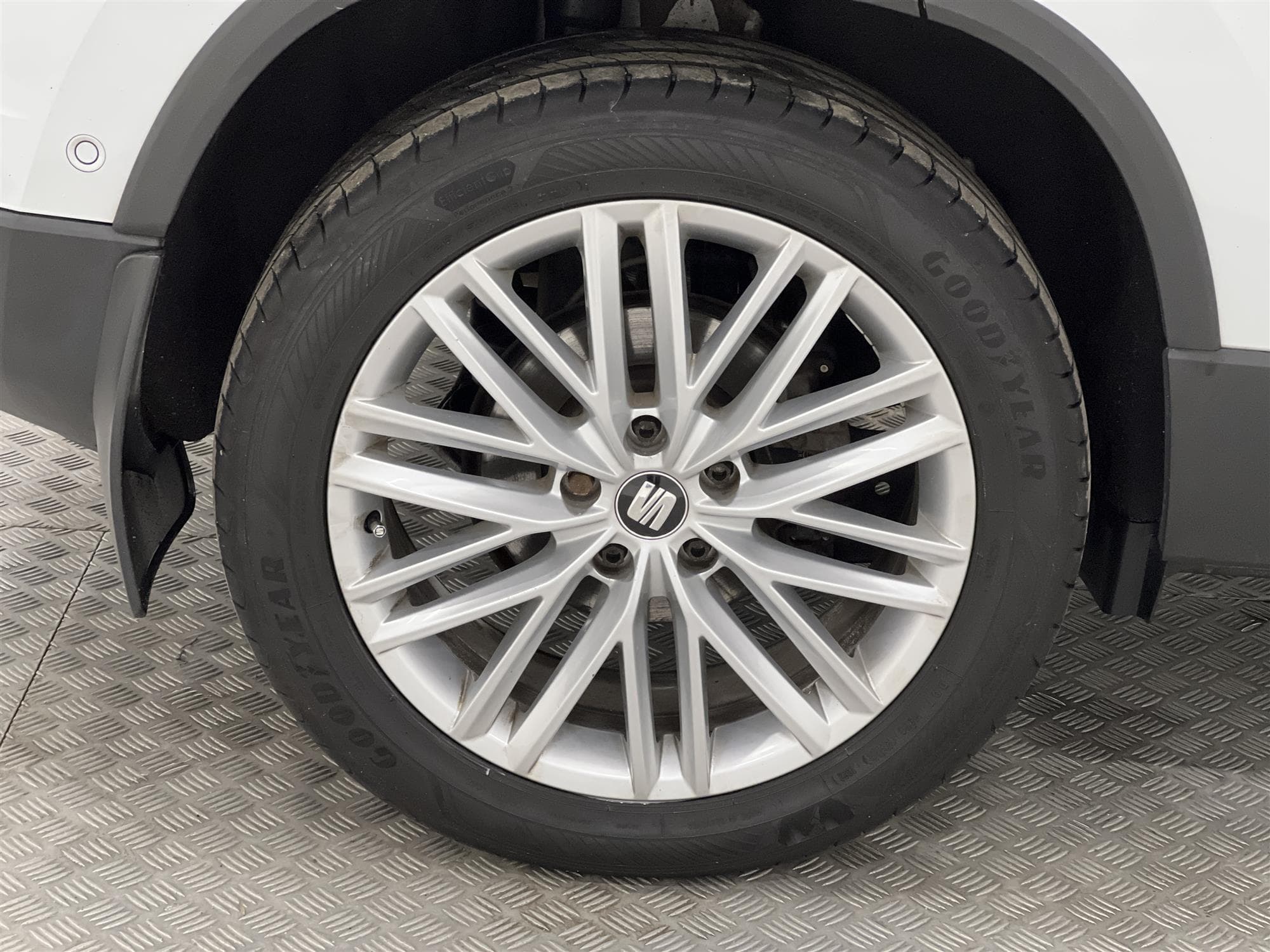 SEAT Ateca 1.4 TSI 4Drive 140hk  Drag B-Kam Carplay Adaptiv