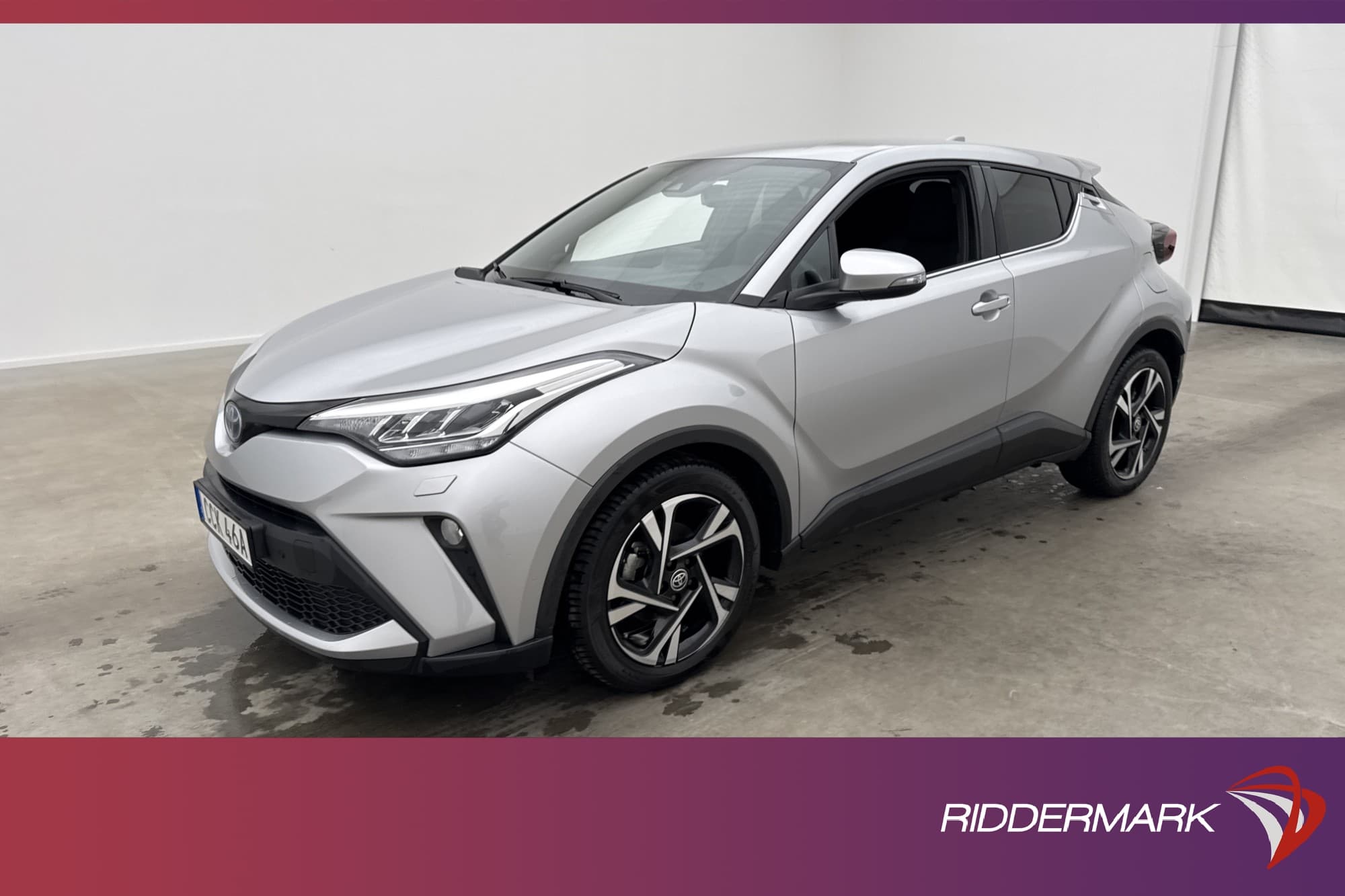 Toyota C-HR Hybrid 122hk