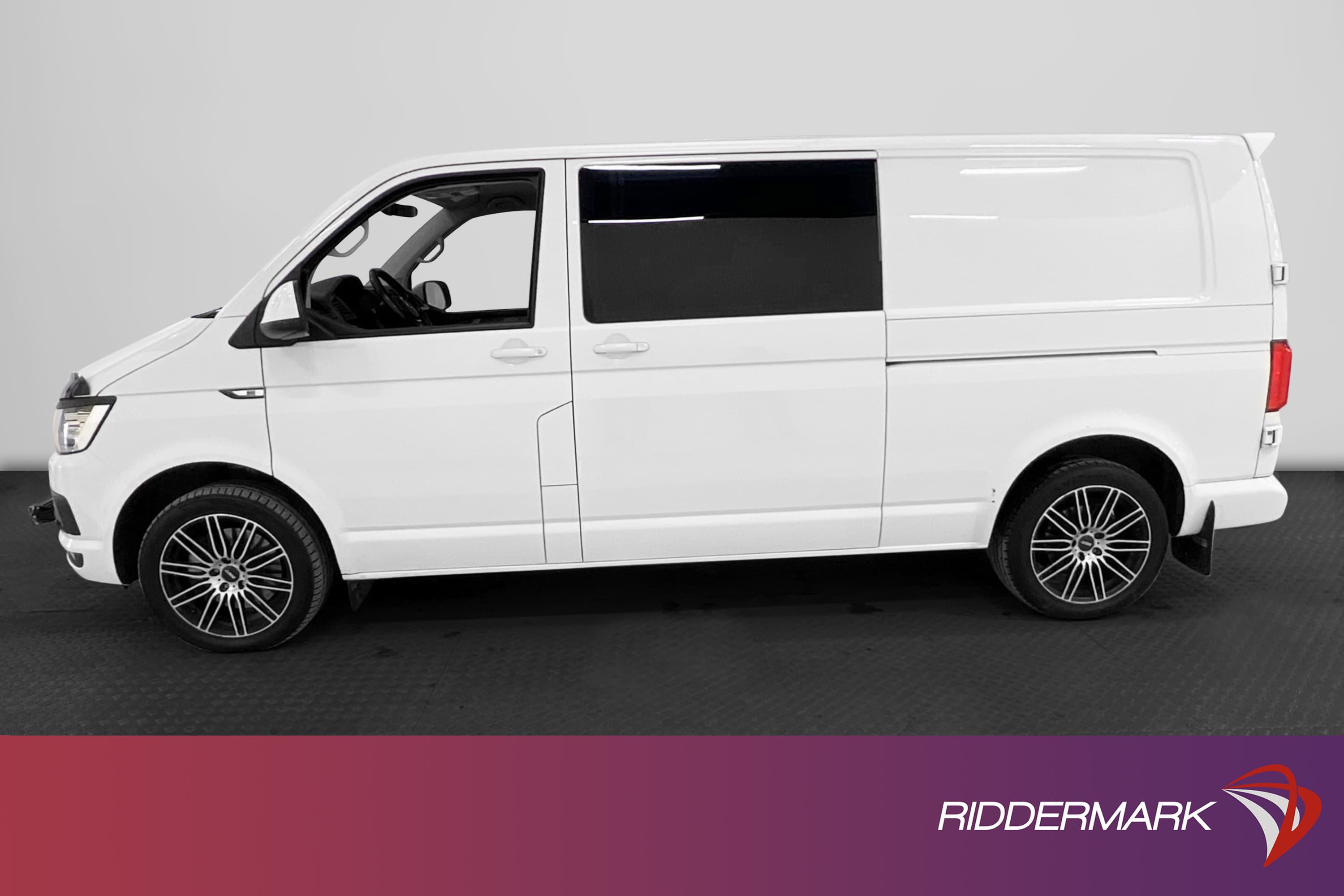 Volkswagen Transporter Kombi L2 4Motion DSG Värmare Diff