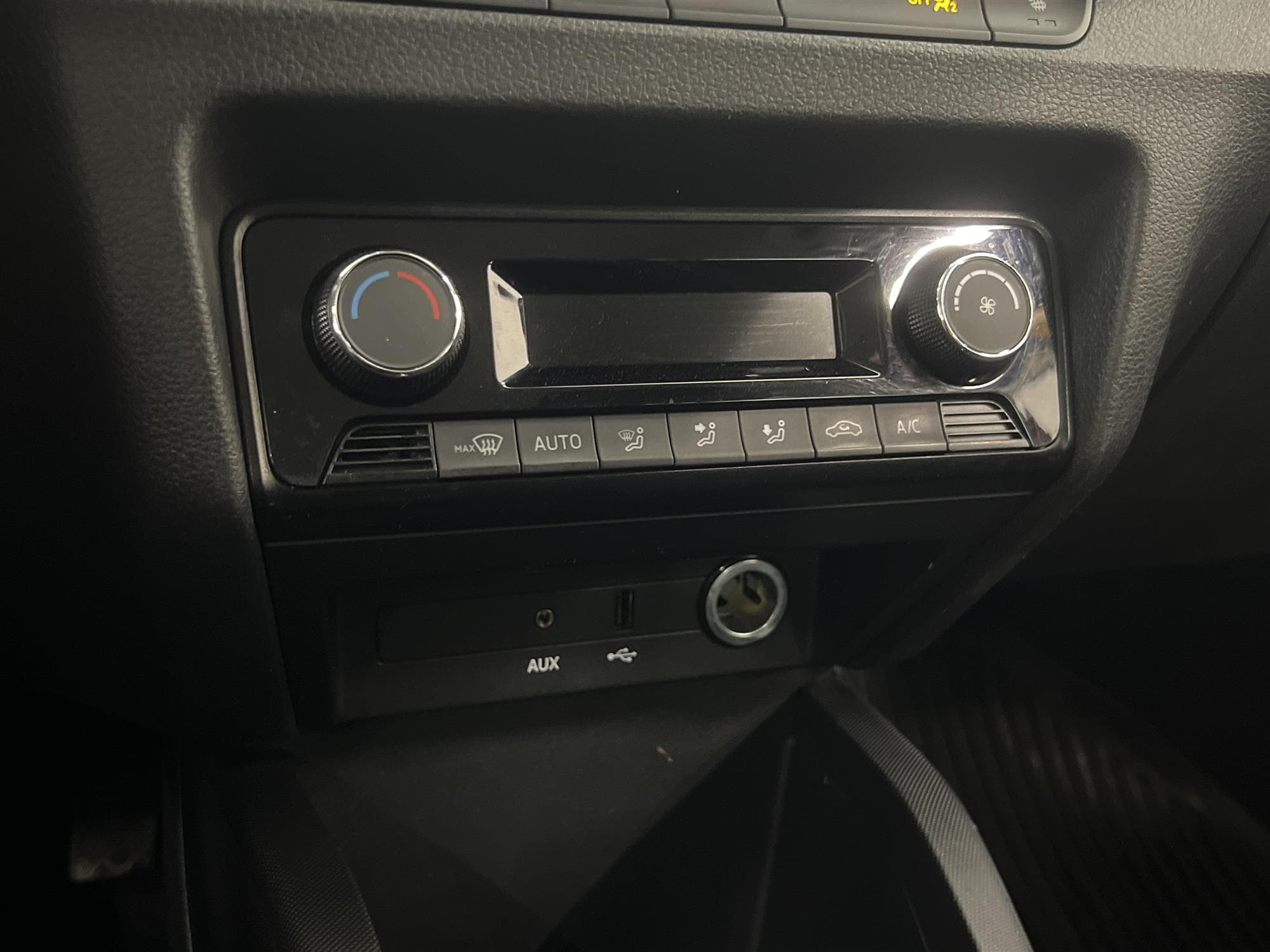 Skoda Fabia Kombi 1.2 TSI 90hk P-Sensor Låg Skatt 0,47L/mil