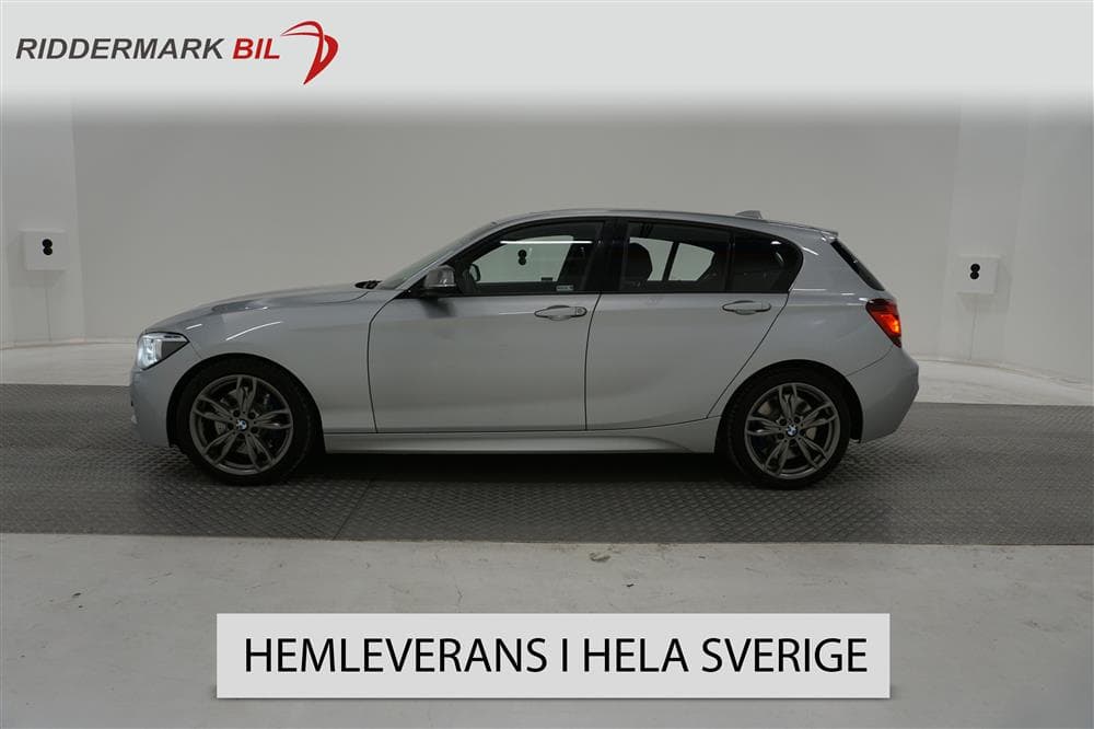 BMW M135i xDrive 320hk