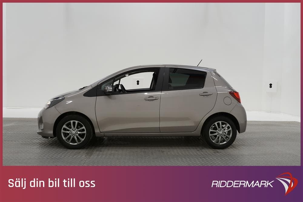 Toyota Yaris 1.33 100hk B-Kam Nyserv Låg Skatt 0,42L/mil