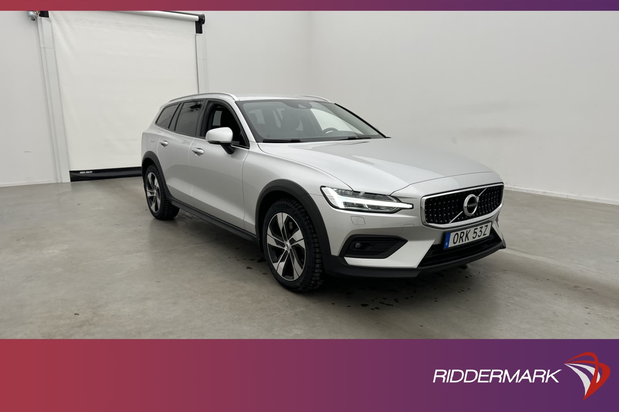 Volvo V60 Cross Country D4 AWD