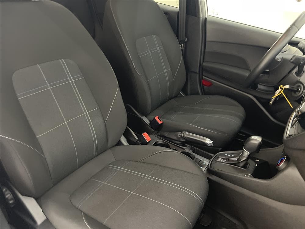 Ford Fiesta 1.0T EcoBoost 100hk Sensorer Carplay 0,52l/milinteriör