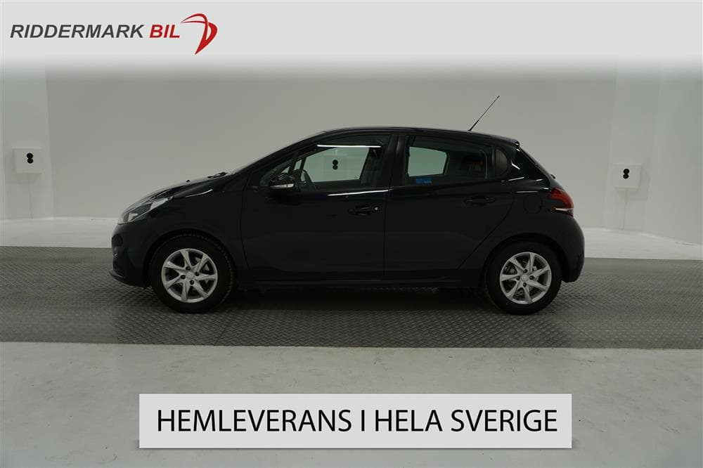 Peugeot 208 PureTech 82hk