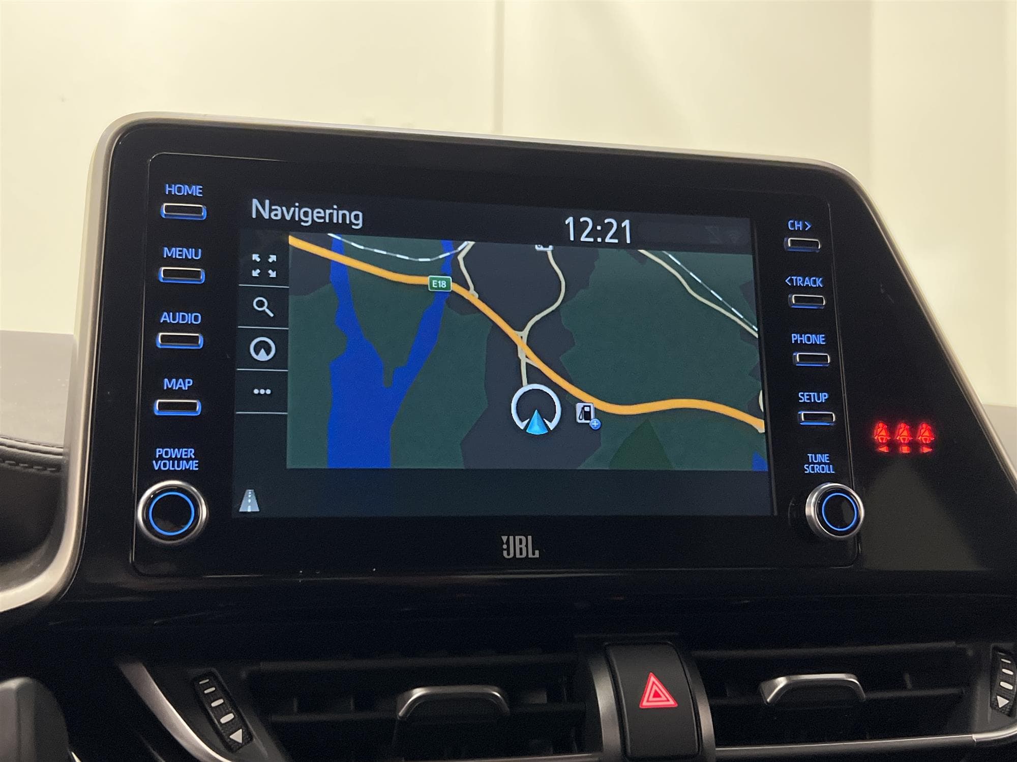 Toyota C-HR Hybrid CVT 184hk Executive JBL Navi Skinn B-Kam