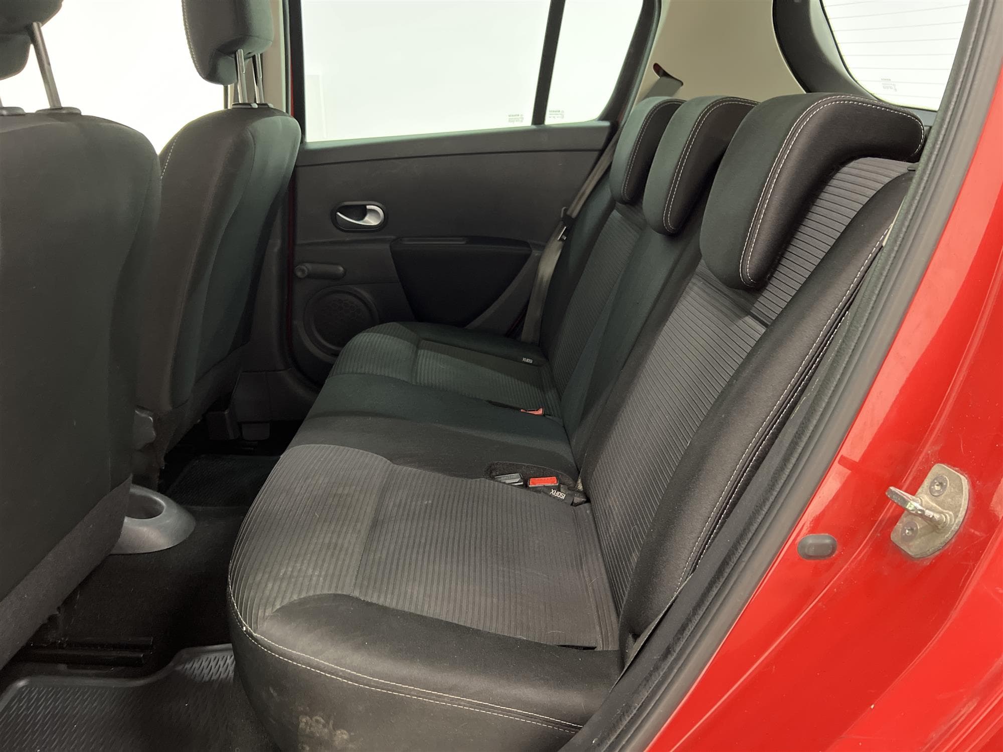 Renault Clio Halvkombi 1.6 112hk 2 Brukare Kamrem Bytt 