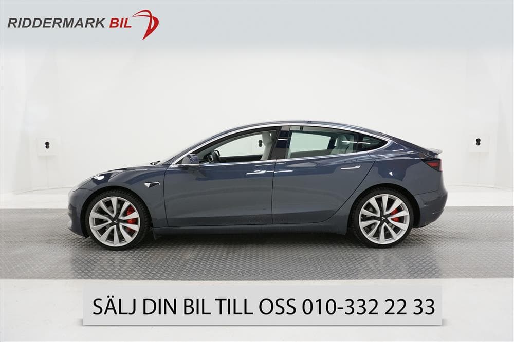 Tesla Model 3 Performance AWD Pano Svensksåld