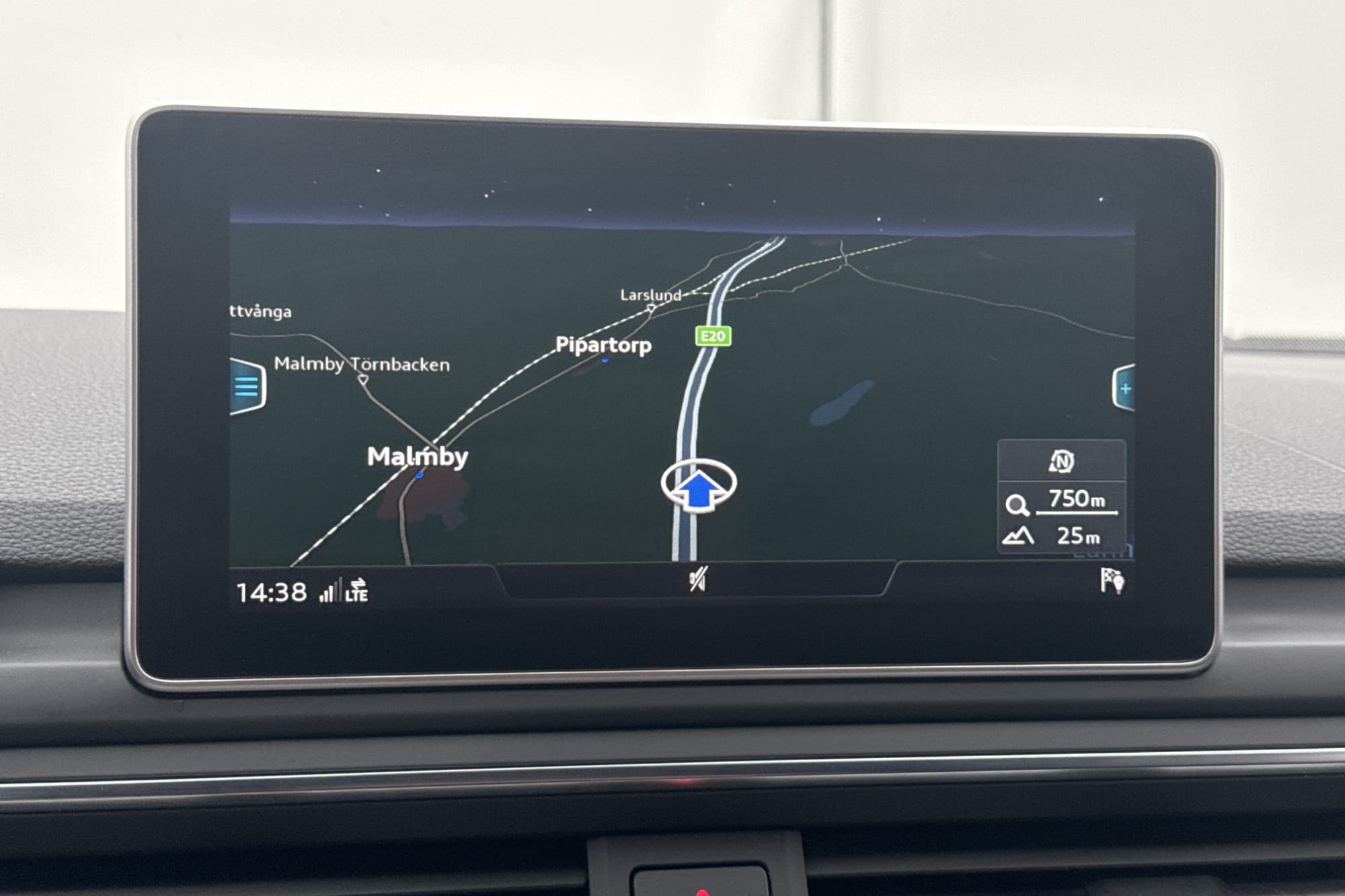 Audi A4 Sedan 40 TDI 190hk S-Line Cockpit Navi Adaptiv