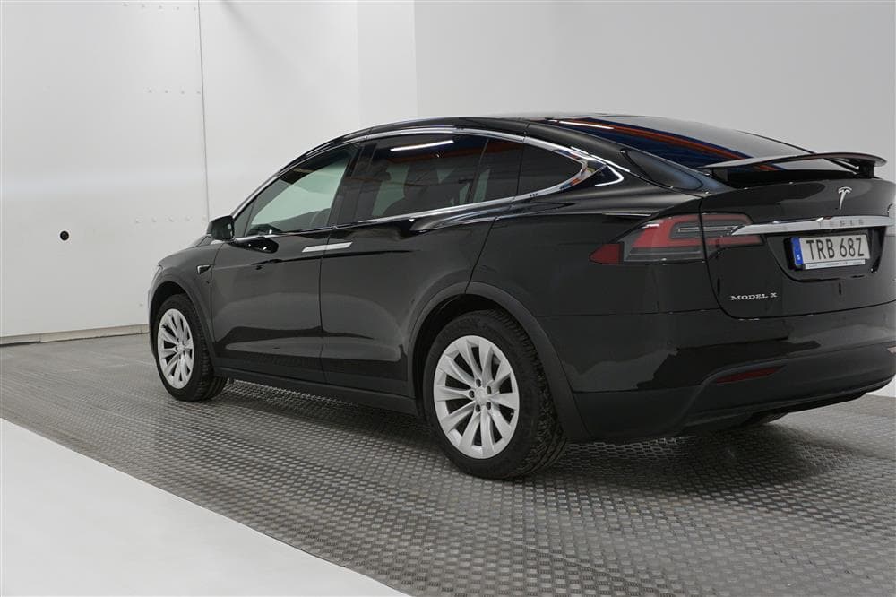 Tesla Model X 75D AWD 333hk Uppgraderad autopilot Svensksåld