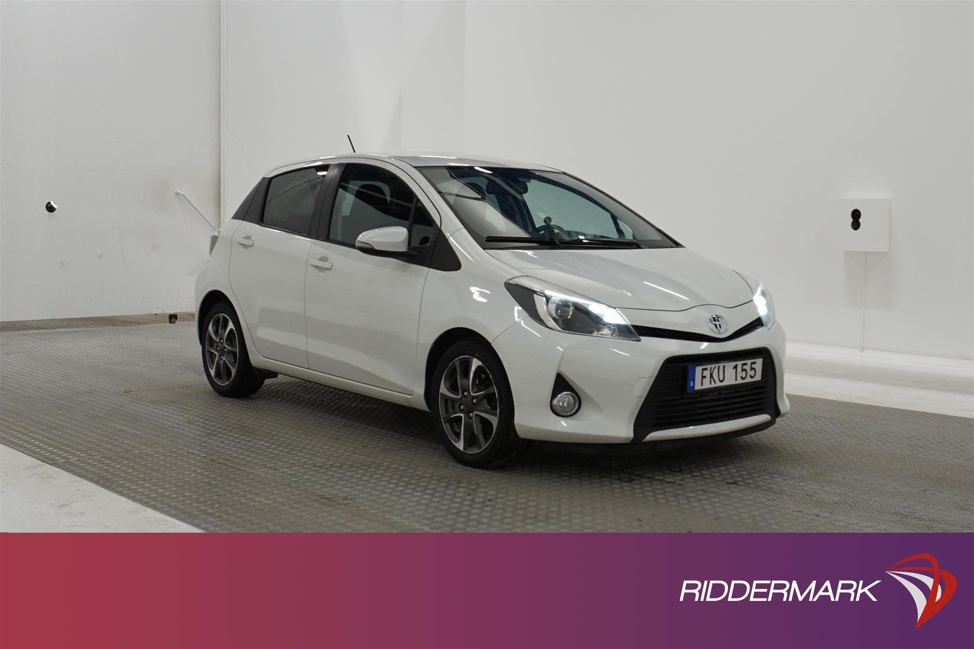 Toyota Yaris Hybrid e-CVT 101hk