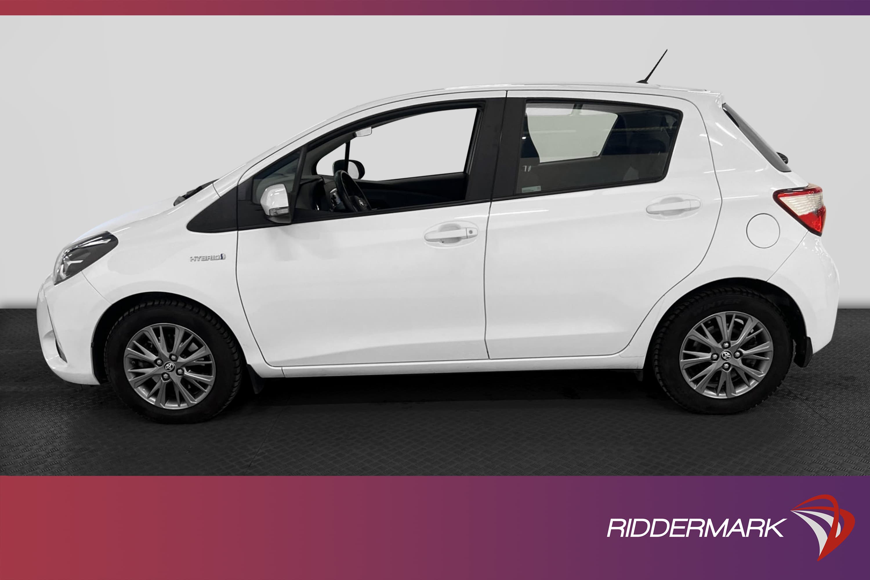 Toyota Yaris Hybrid e-CVT 101hk