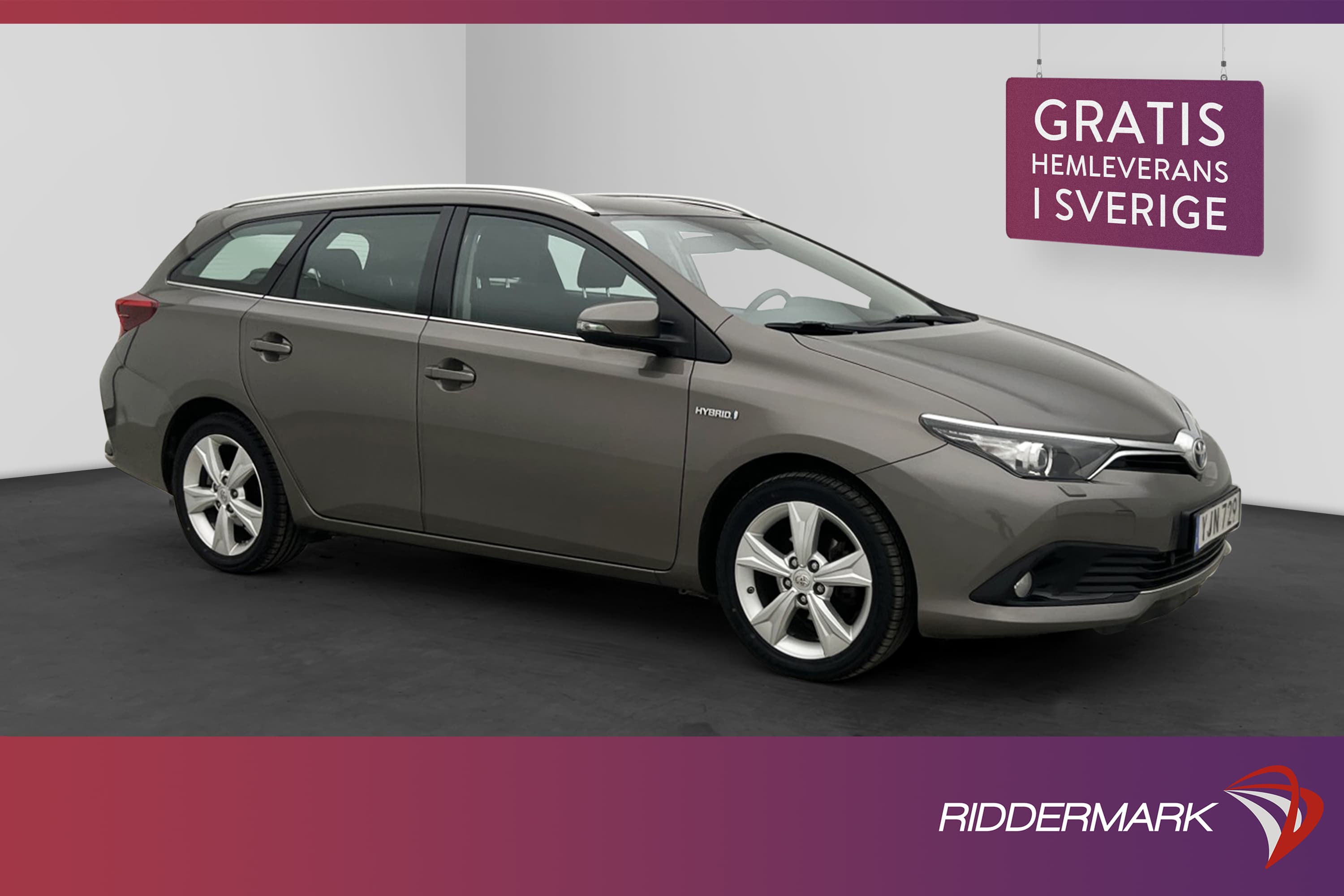Toyota Auris Touring Sports Hybrid 136hk