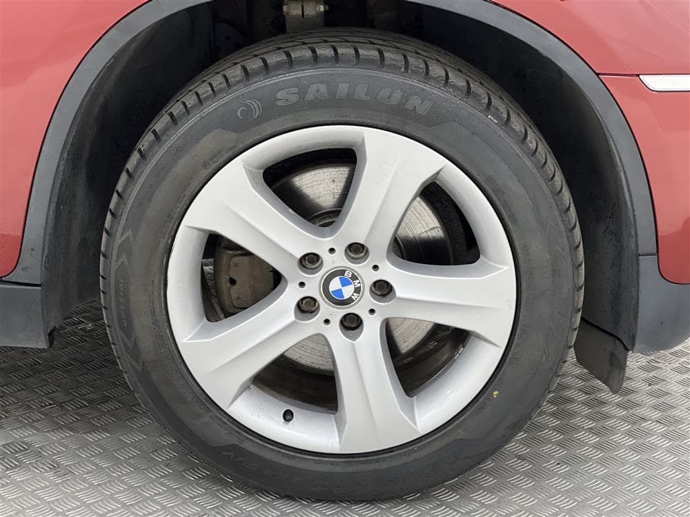 BMW X6 30d E71 235hk Skinn HuD T-lucka B-kam Drag Nyservadinteriör