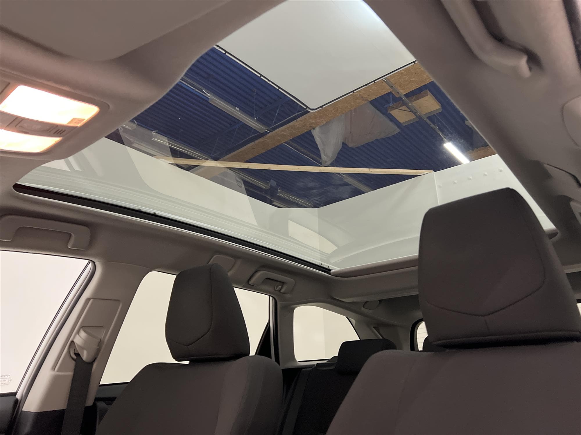Toyota Auris Hybrid e-CVT 136hk Panorama B-Kam Dragkrok