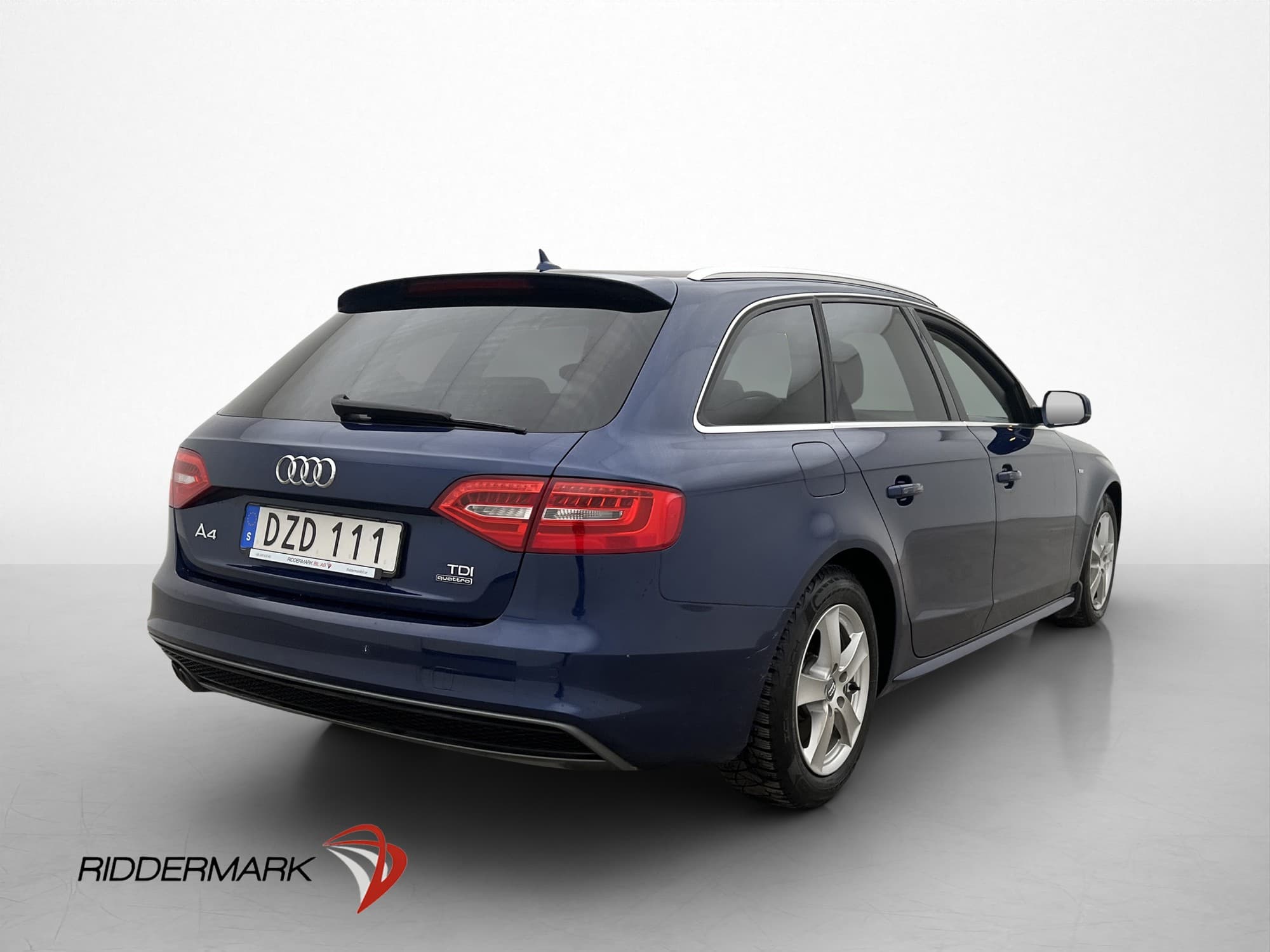 Audi A4 Avant 2.0 TDI Quattro 190hk S-Line Värmare Skinn