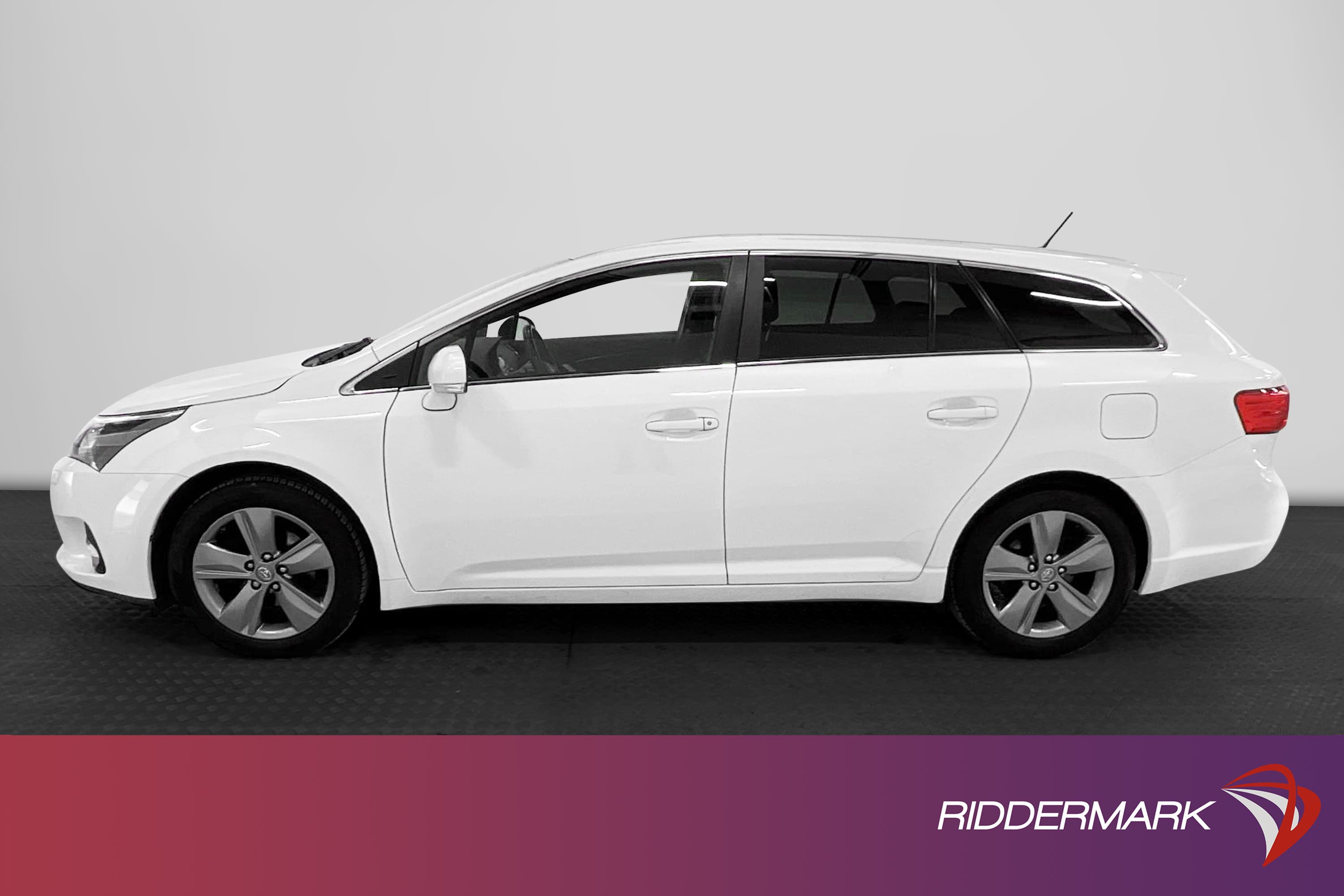 Toyota Avensis Kombi 1.8 Valvematic 147hk