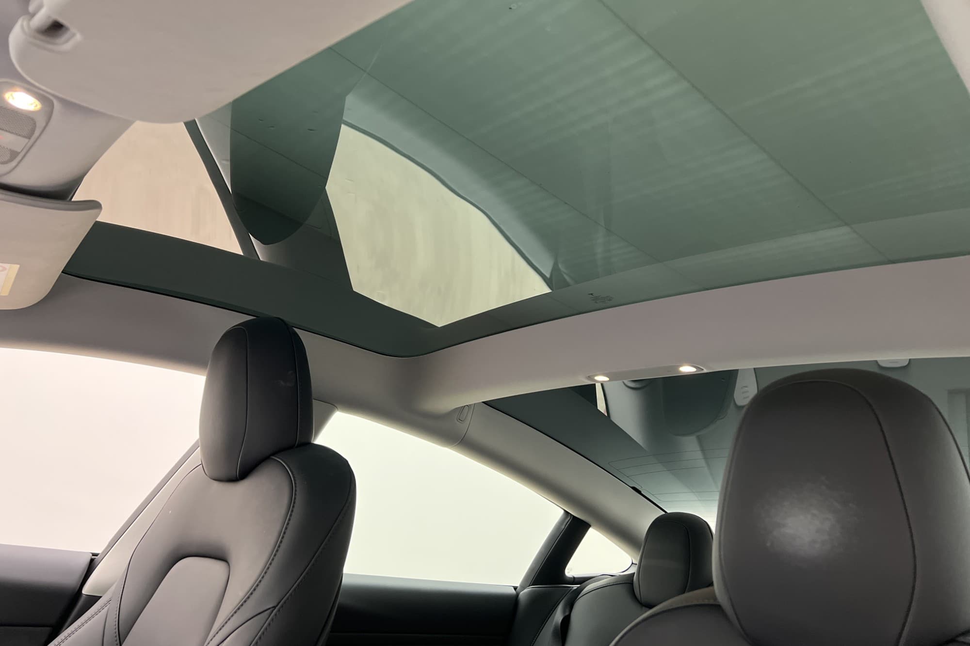 Tesla Model 3 Long Range AWD Svensksåld Rattvärme AP