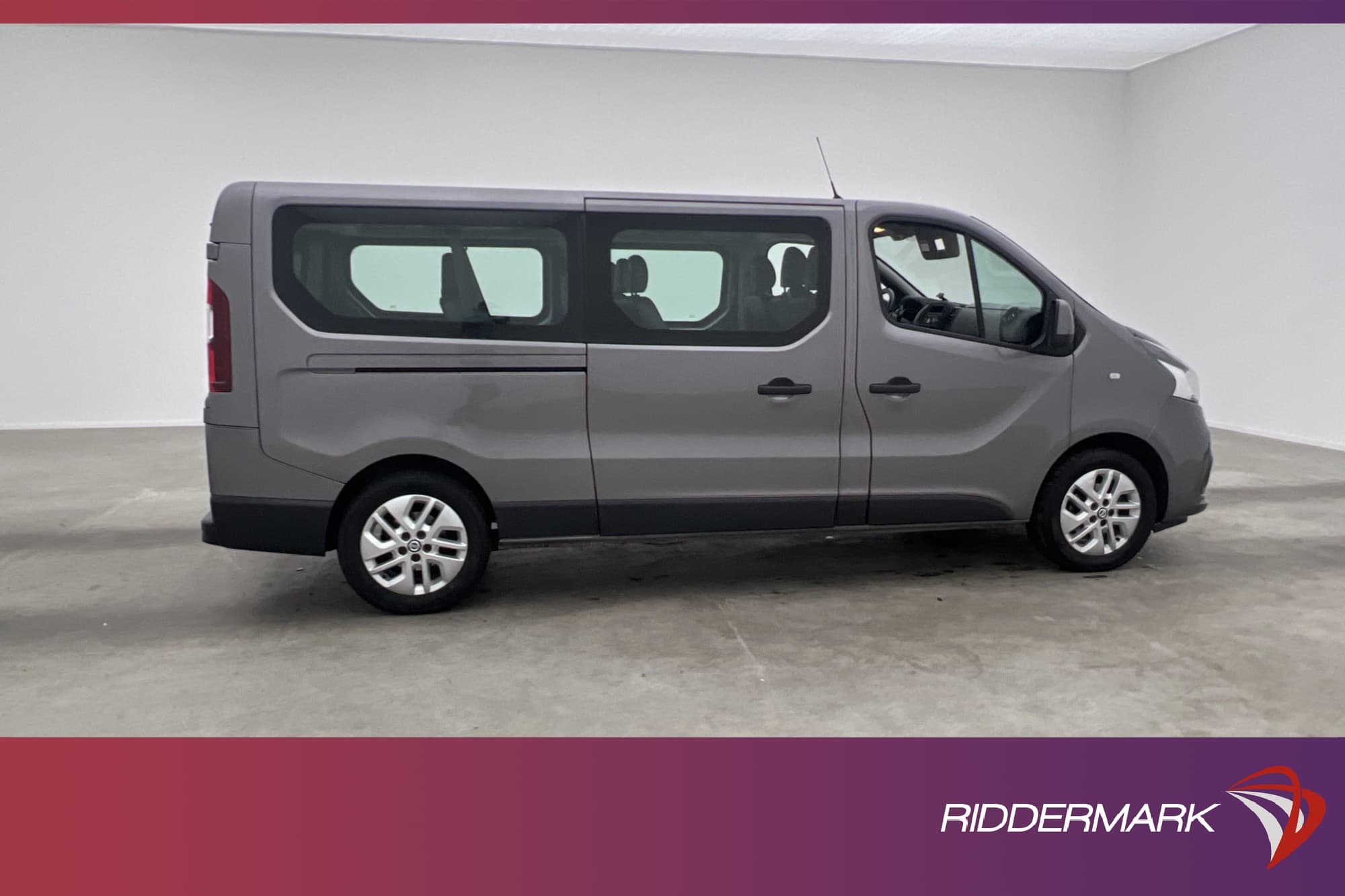 Nissan NV300 Lång Kombi