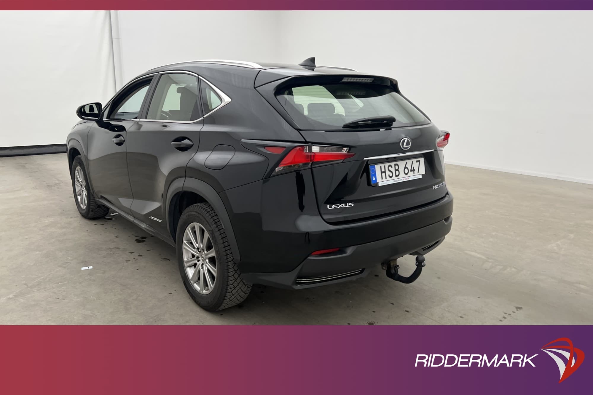 Lexus NX 300h AWD B-kamera Dragkrok Halvskinn