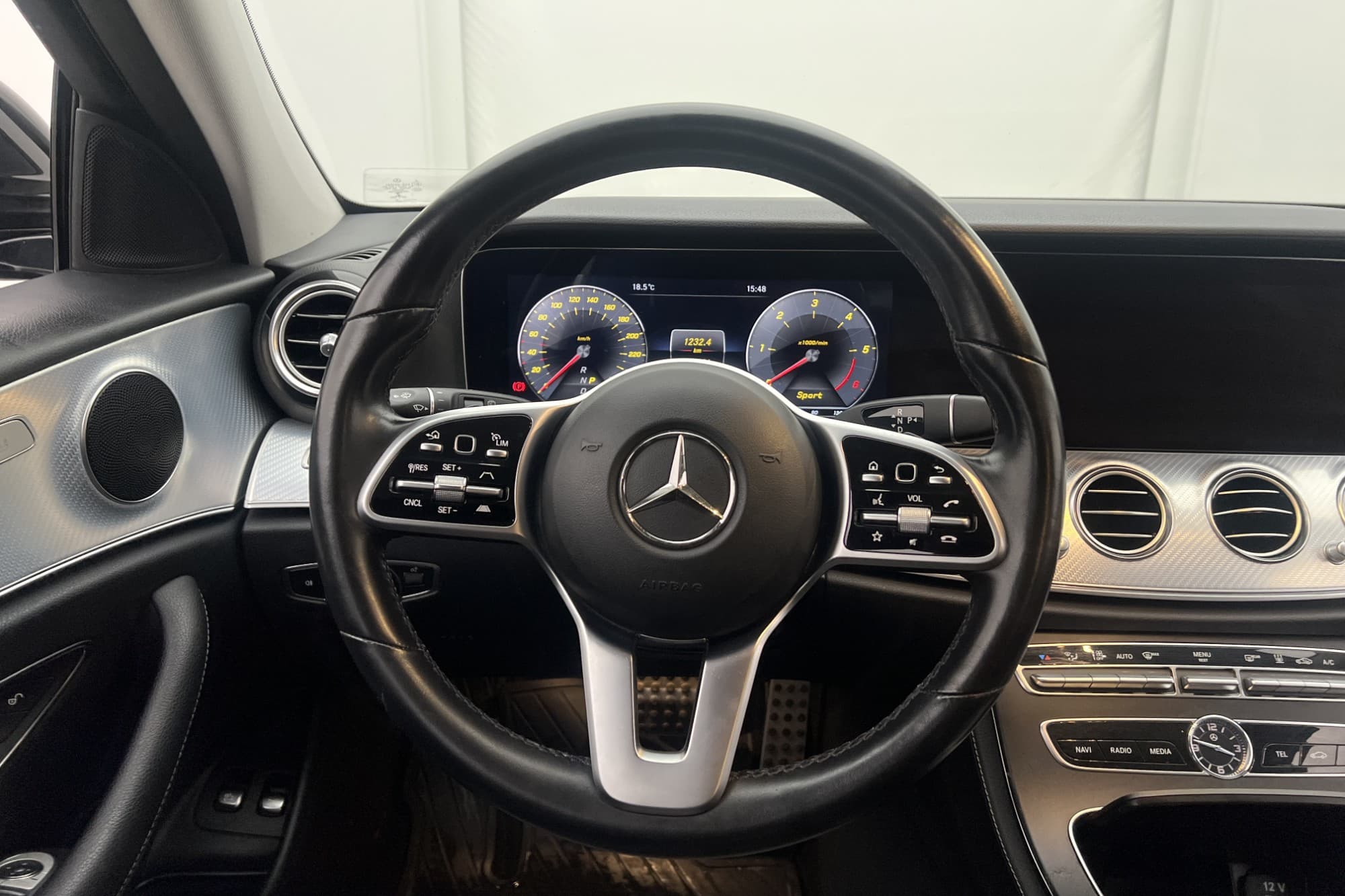 Mercedes-Benz E 220 T d 4M 194hk Avantgarde Wide D-Värm Drag