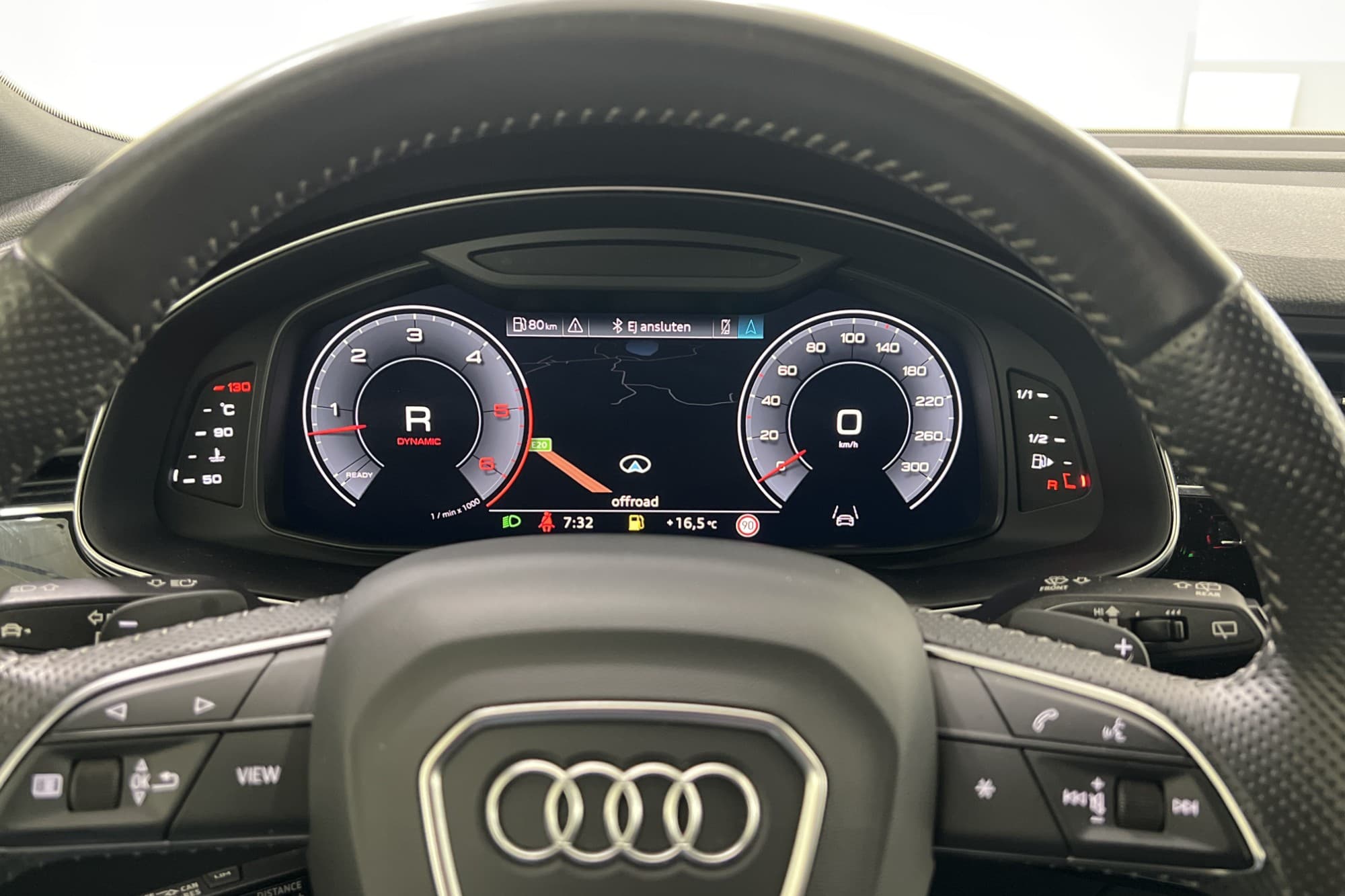 Audi Q8 50 TDI Q 286hk S-Line Cockpit Pano Matrix Luft Drag