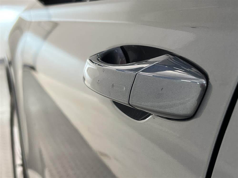 SEAT Ateca 2.0 TSI 4D 190hk B-Värm Cockpit 360 Beats Draginteriör