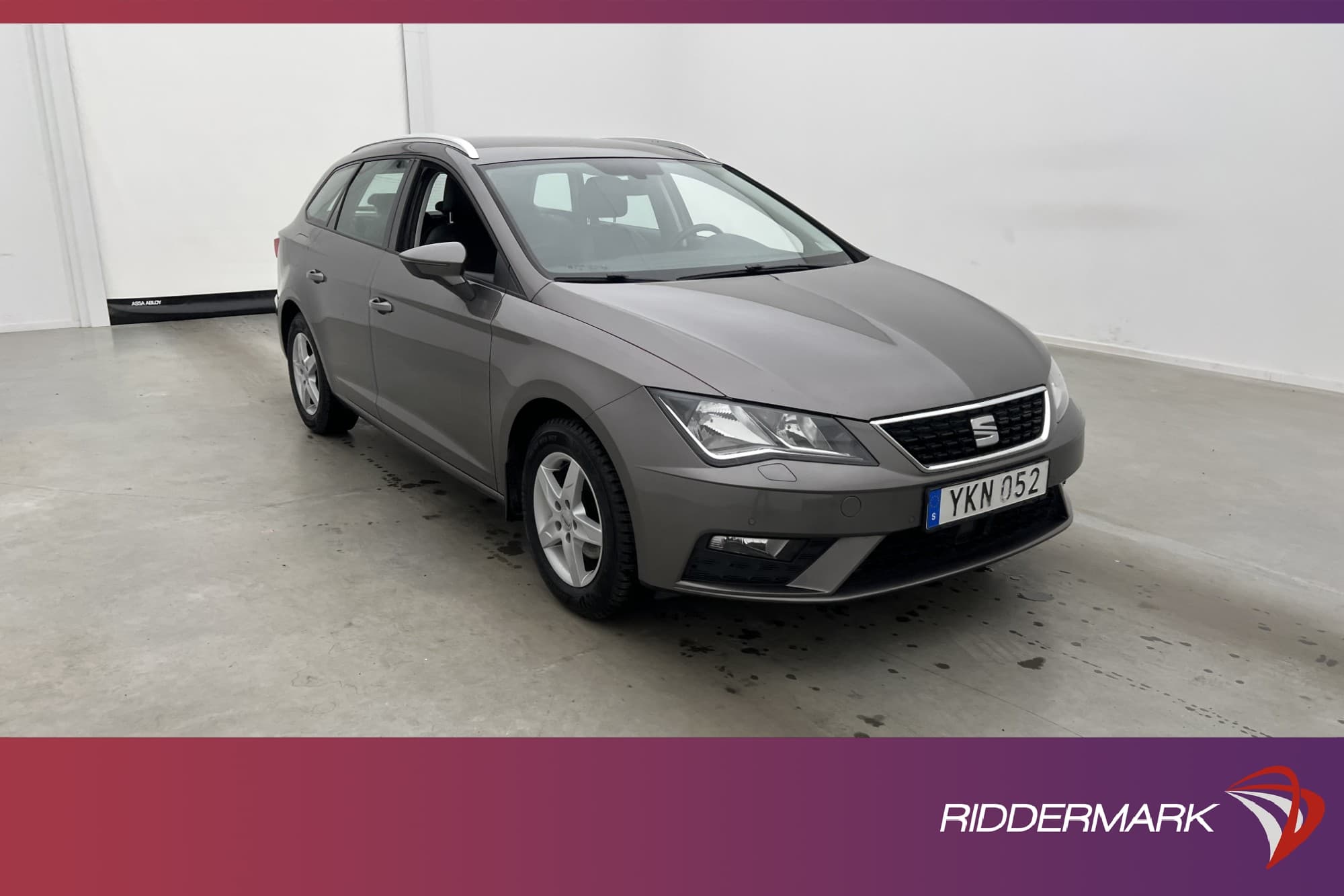 SEAT Leon ST TSI 110hk Style Skinn/Alcantara P-Sensorer Drag