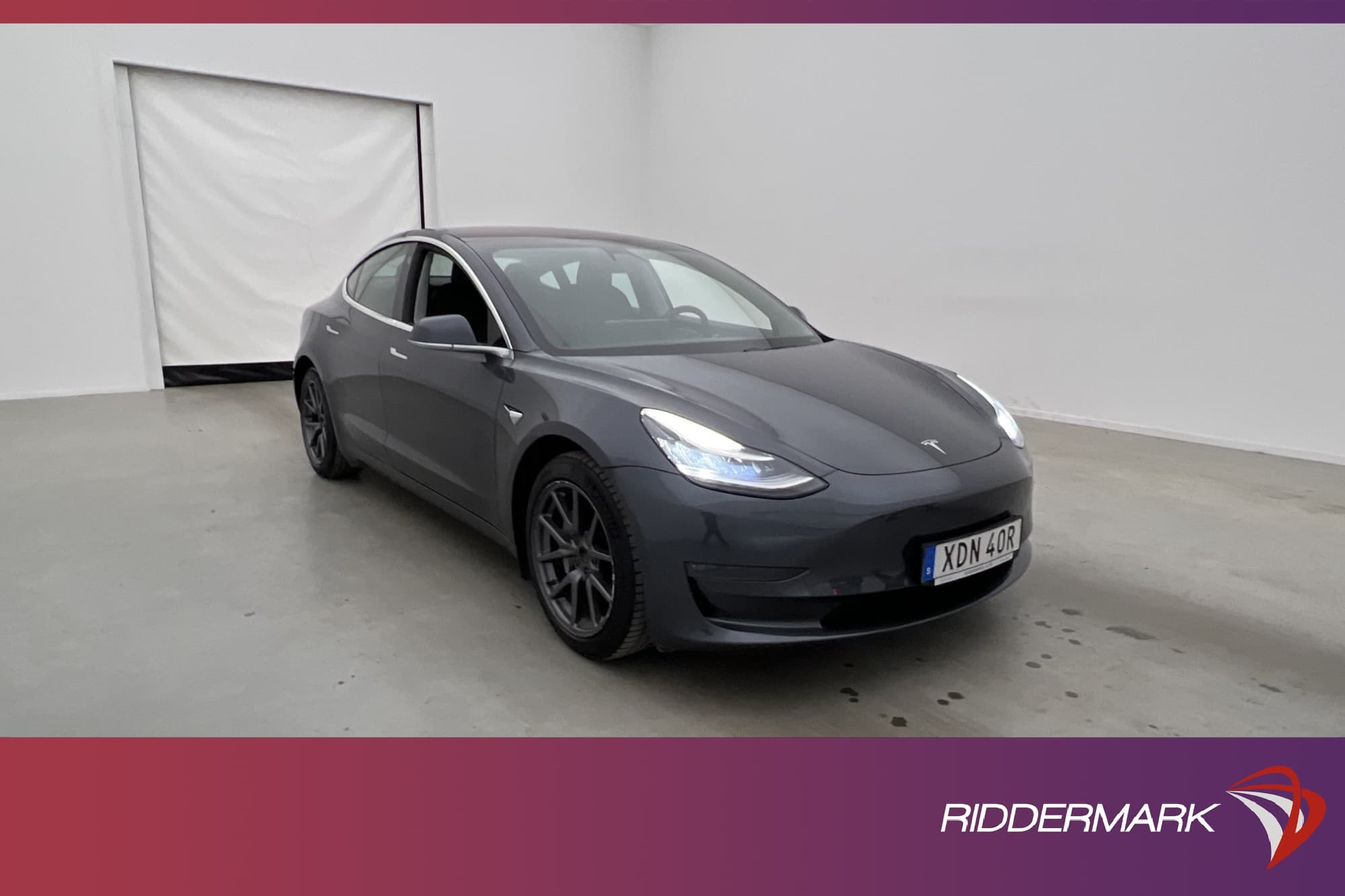 Tesla Model 3 Long Range AWD Uppgraderad AP Svensksåld 