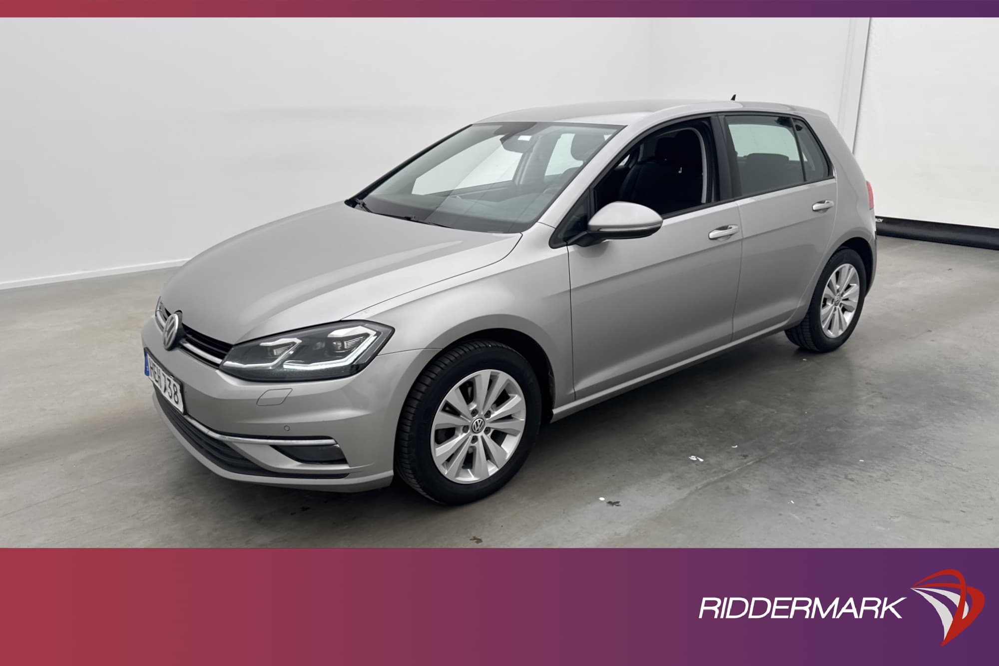 Volkswagen Golf TSI 110hk Plus P-Sensorer CarPlay Dragkrok