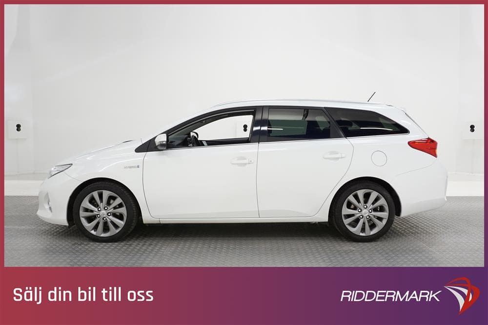 Toyota Auris 1.8 HSD Touring 99hk