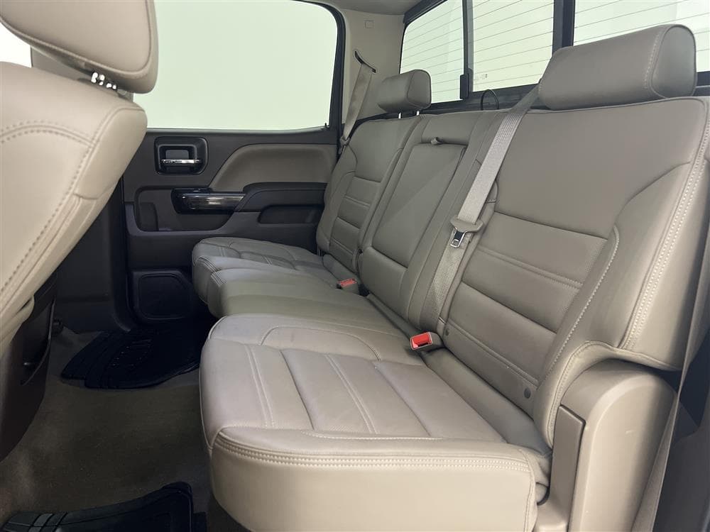 GMC Sierra Denali 6.2 V8 4WD 426HK Taklucka Moms interiör