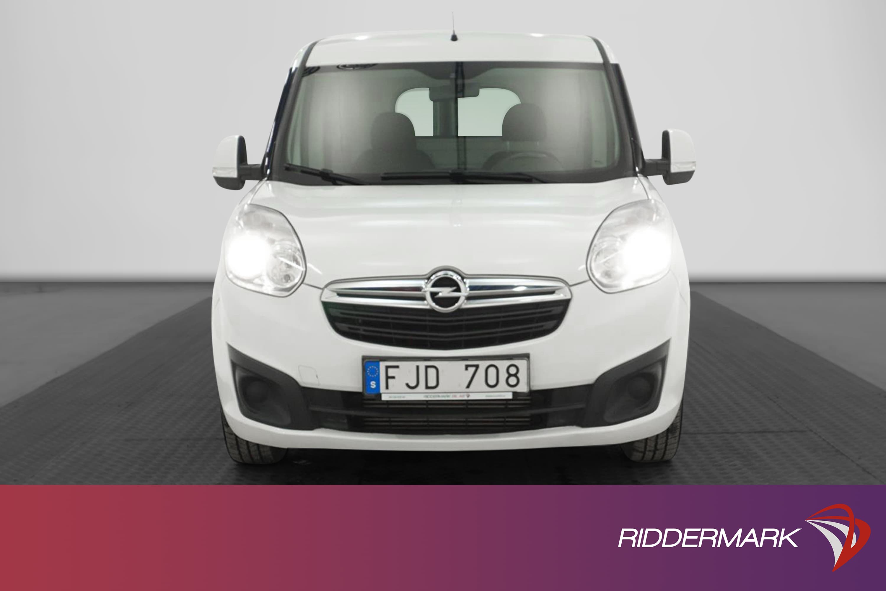 Opel Combo Maxi 1.6CDTI Automat Dragkrok Nyservad Moms