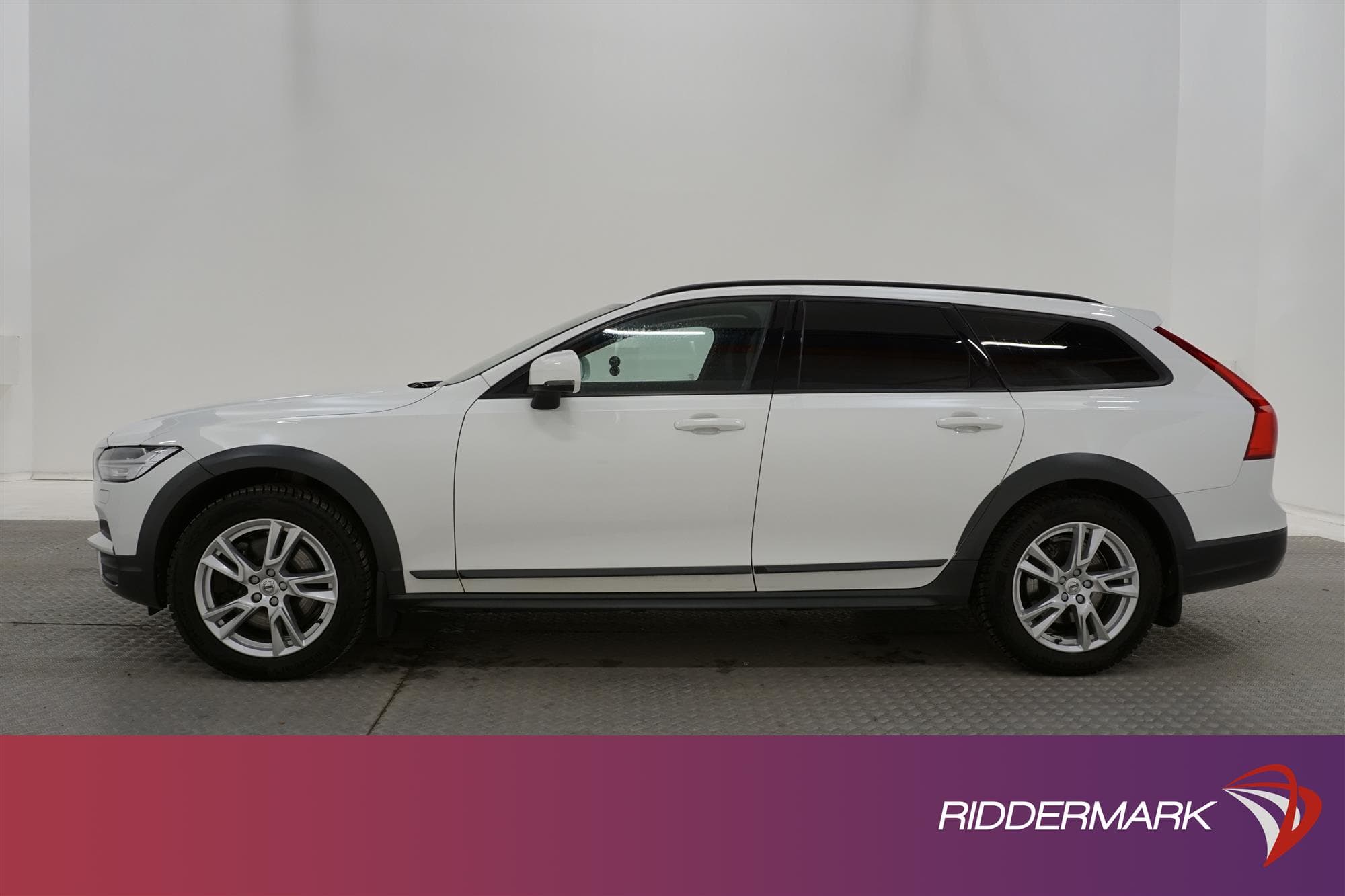 Volvo V90 Cross Country D4 AWD 190hk
