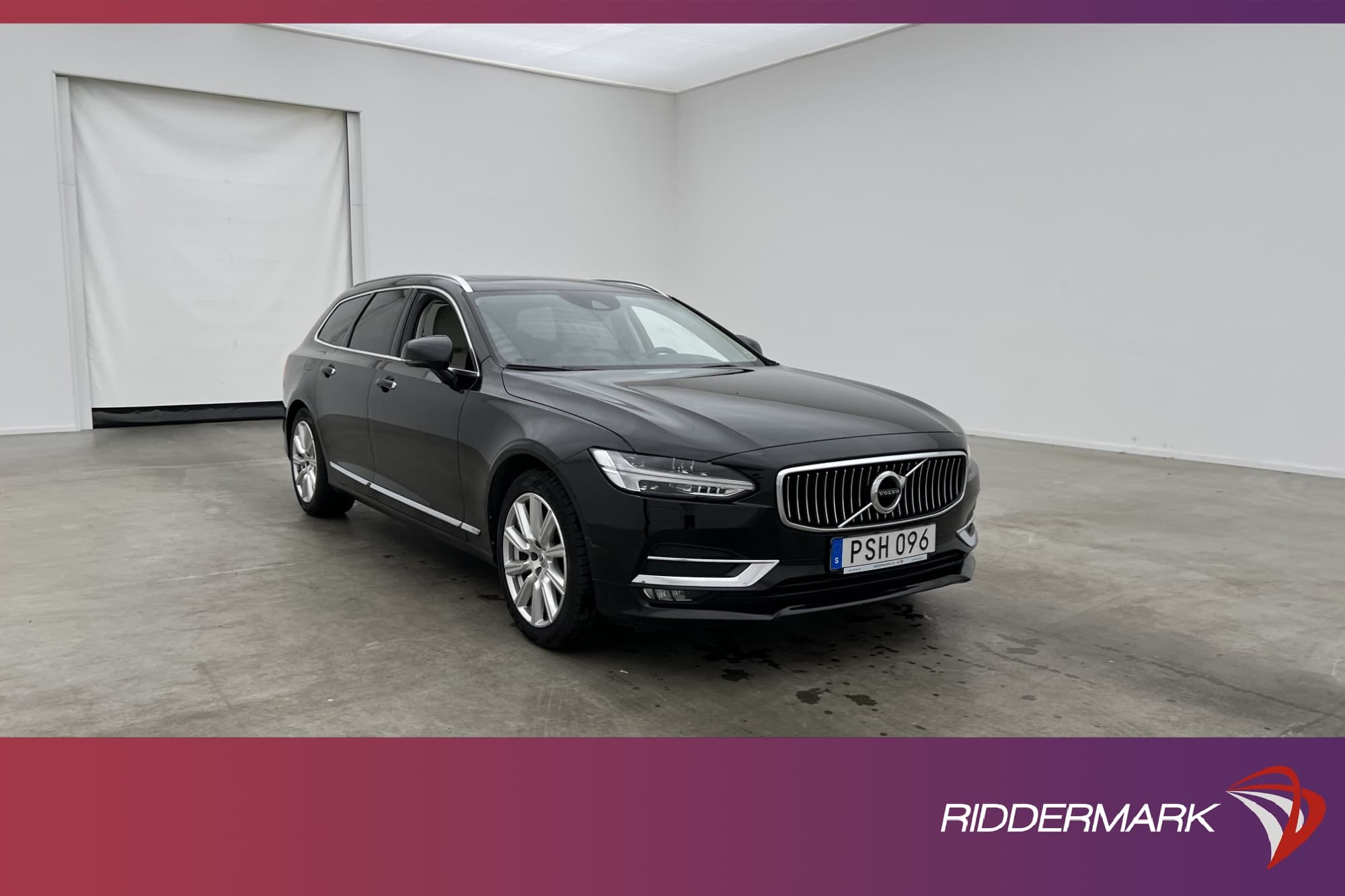 Volvo V90 D4