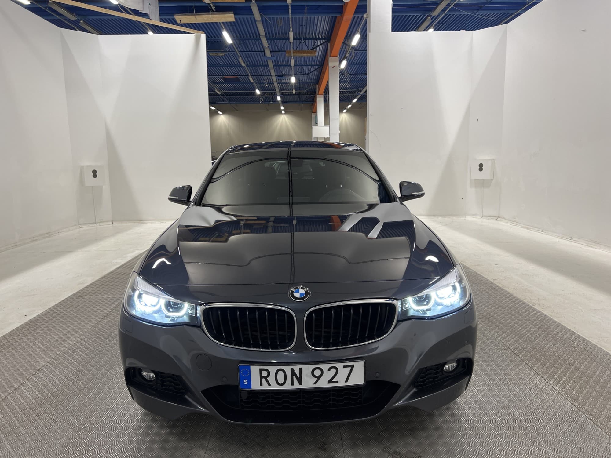 BMW 330 i xDrive Gran Turismo 252hk