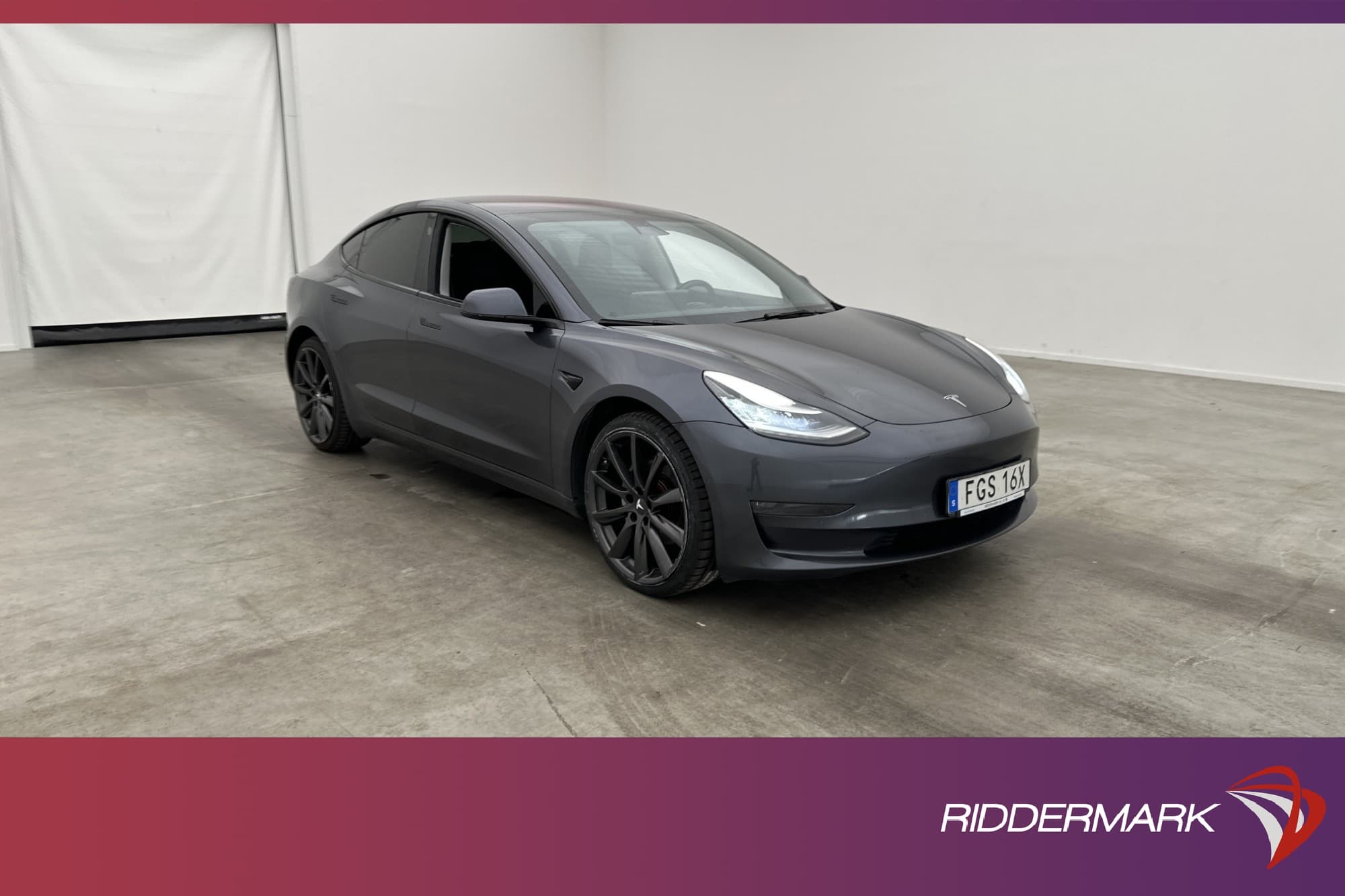 Tesla Model 3 Long Range AWD