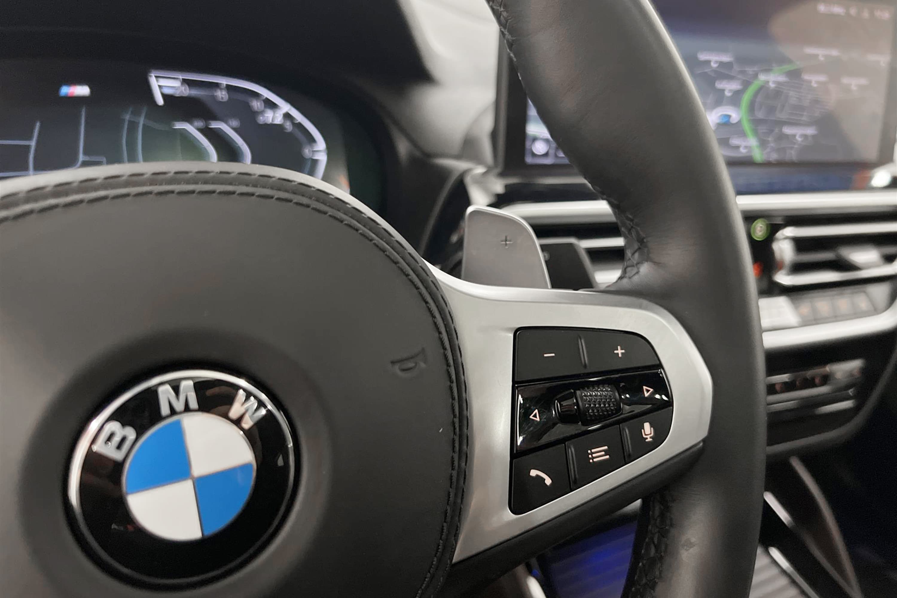 BMW X4 xDrive20d 190hk M Sport Pano Navi Drag 360 Kam