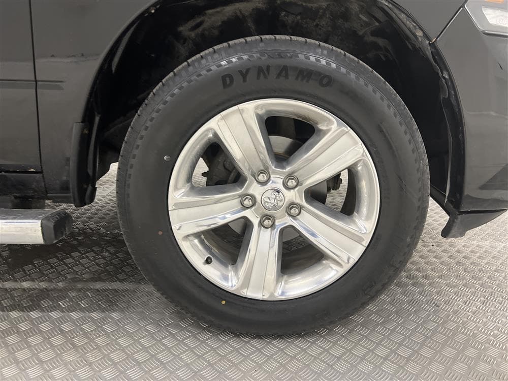 Dodge Ram Sport 5.7 4WD 401hk Taklucka Navi Dragkrok interiör