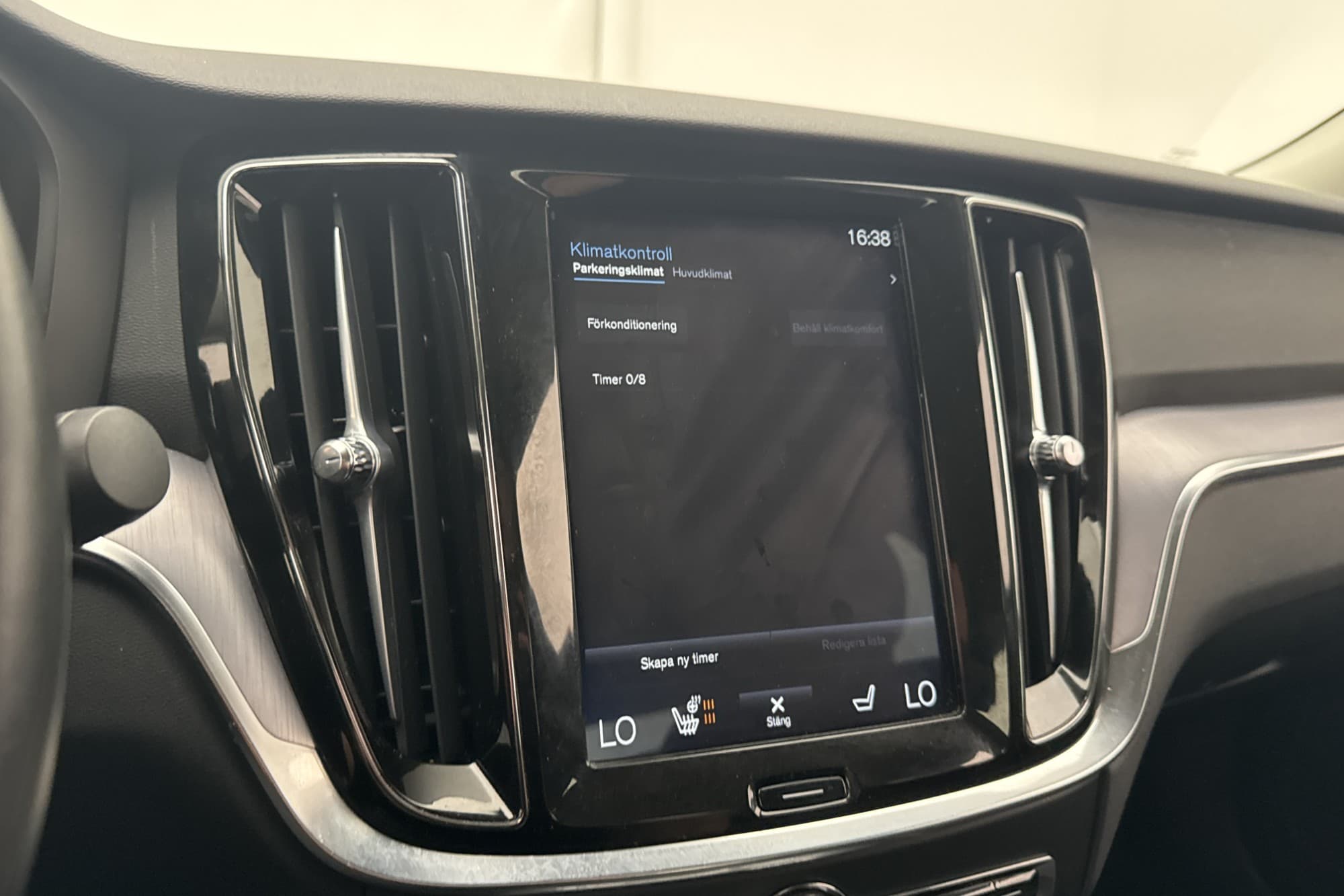 Volvo S60 T4 190hk VOC Värm Rattvärme P-sensorer