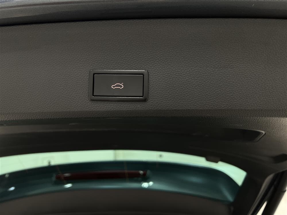 SEAT Ateca 2.0 TSI 4D 190hk B-Värm Cockpit 360 Beats Draginteriör