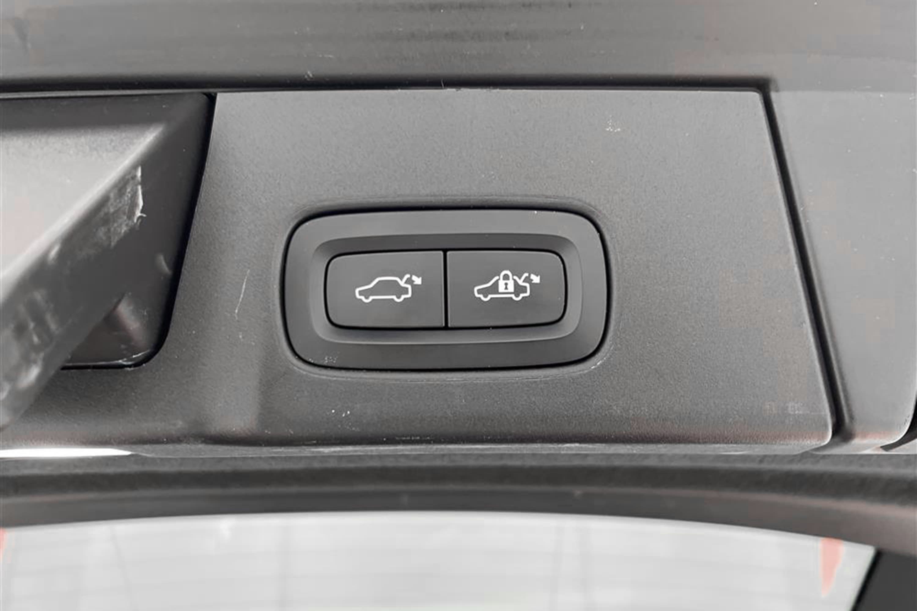 Volvo V90 T6 310hk AWD R-Design Värmare VOC Pano Navi Kamerainteriör