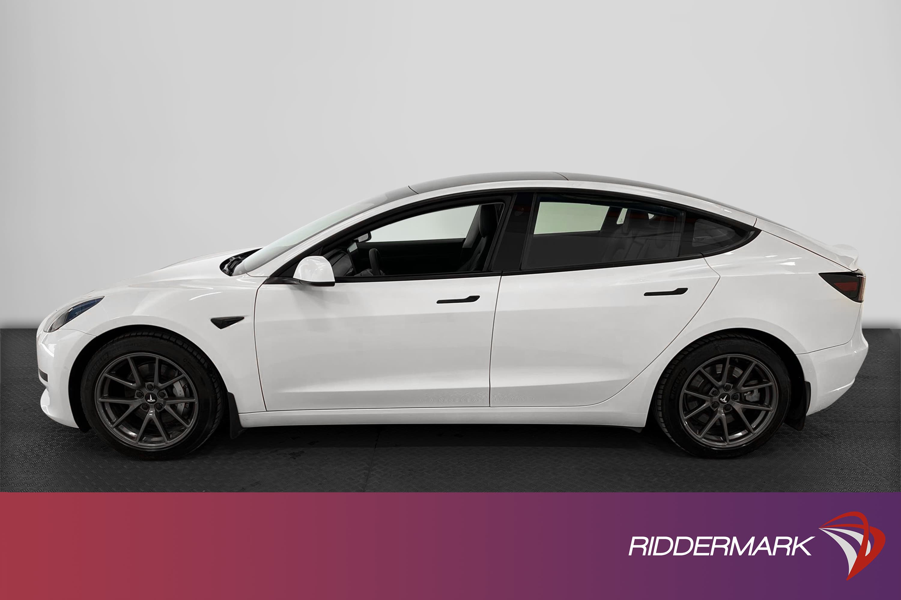 Tesla Model 3 Standard Range Plus 258hk