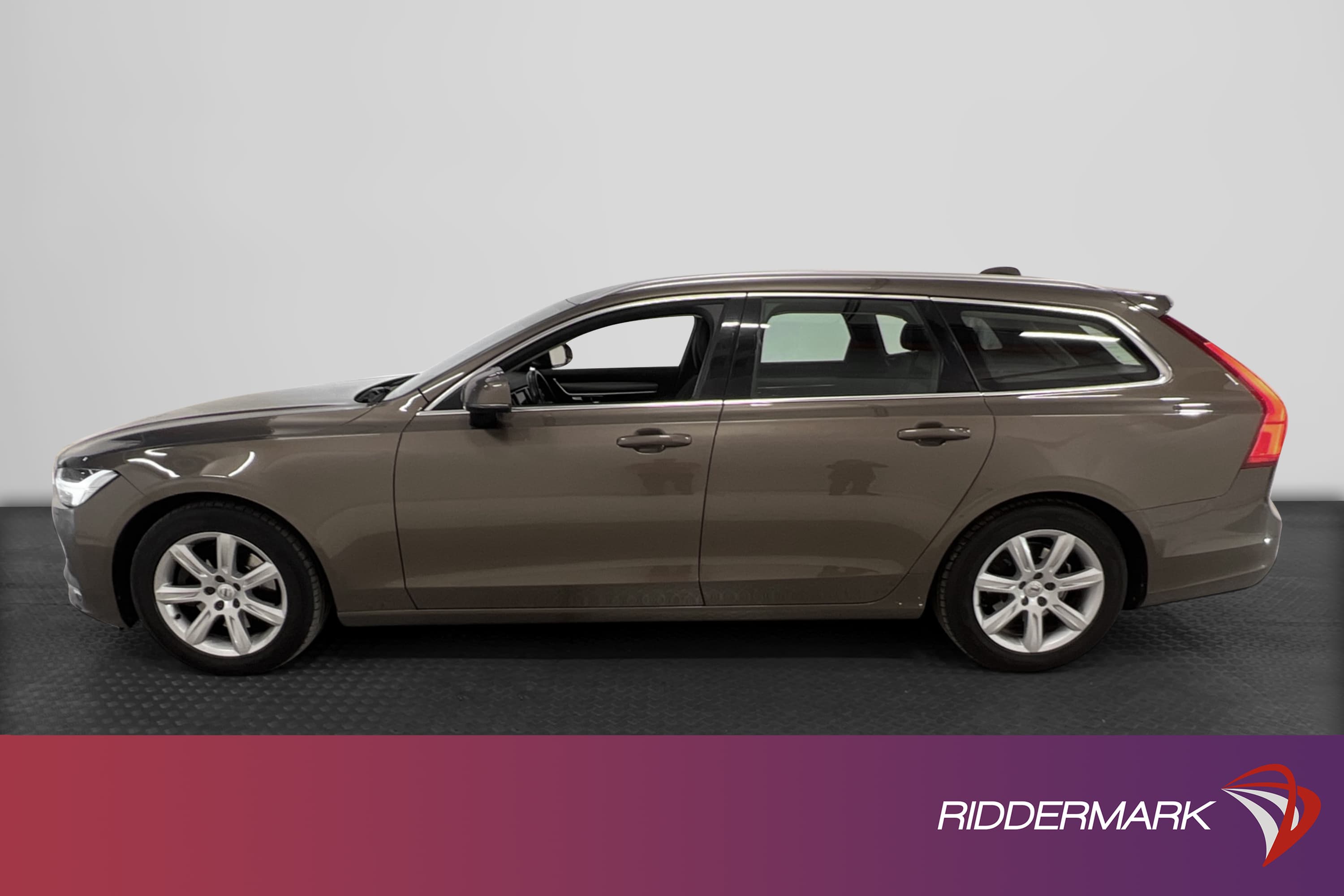 Volvo V90 D4 190hk