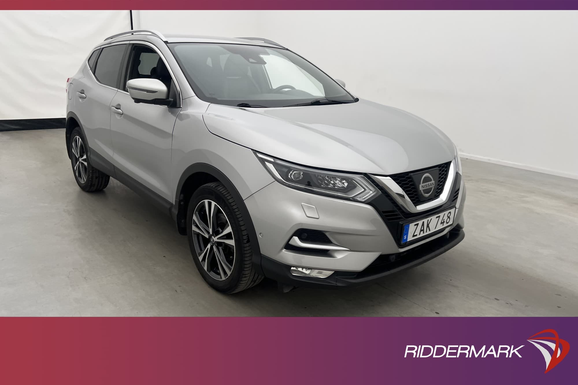 Nissan Qashqai 1.2 DIG-T 115hk Tekna+ 360° Navi Skinn