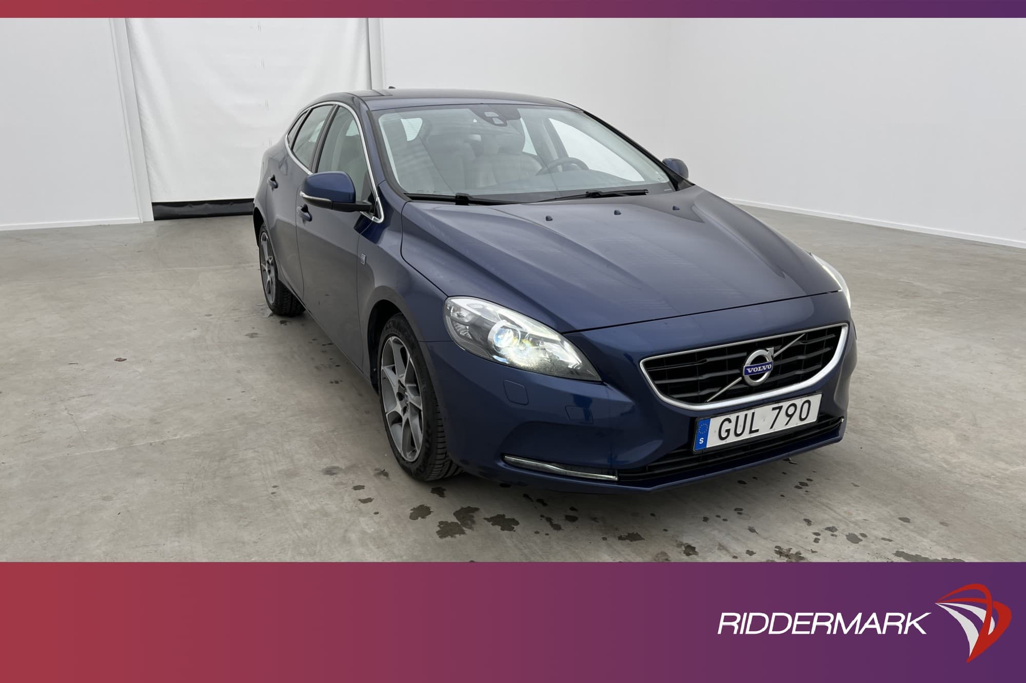 Volvo V40 T2