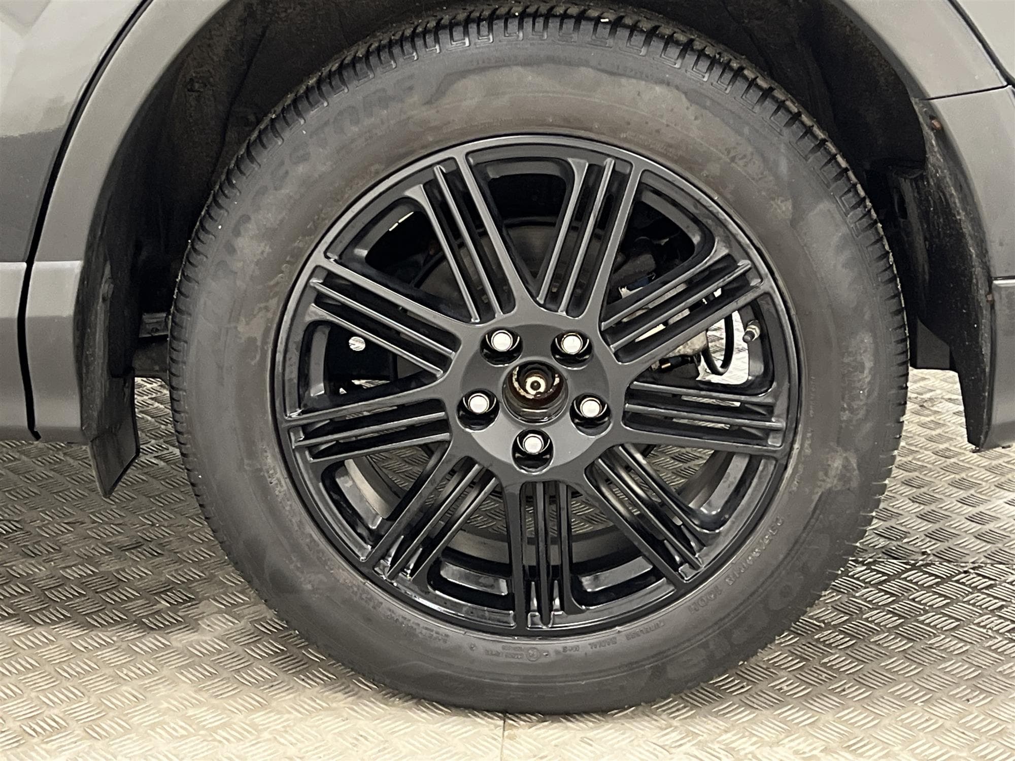 Toyota RAV4 Hybrid AWD 197hk Executive Drag Skinn B-Kam